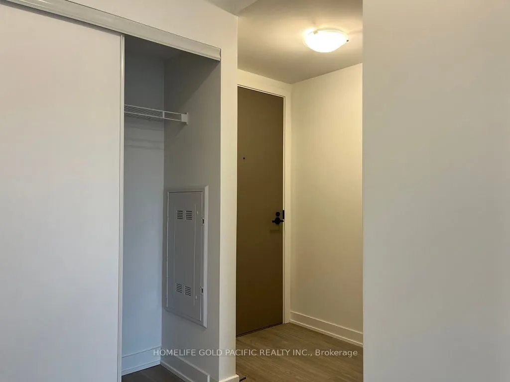47 Mutual Street, #2107