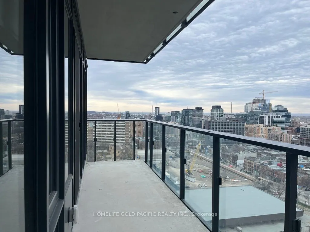 47 Mutual Street, #2107