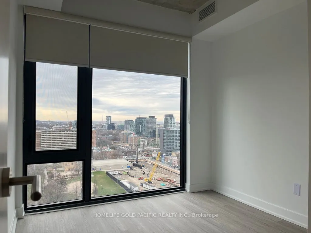 47 Mutual Street, #2107