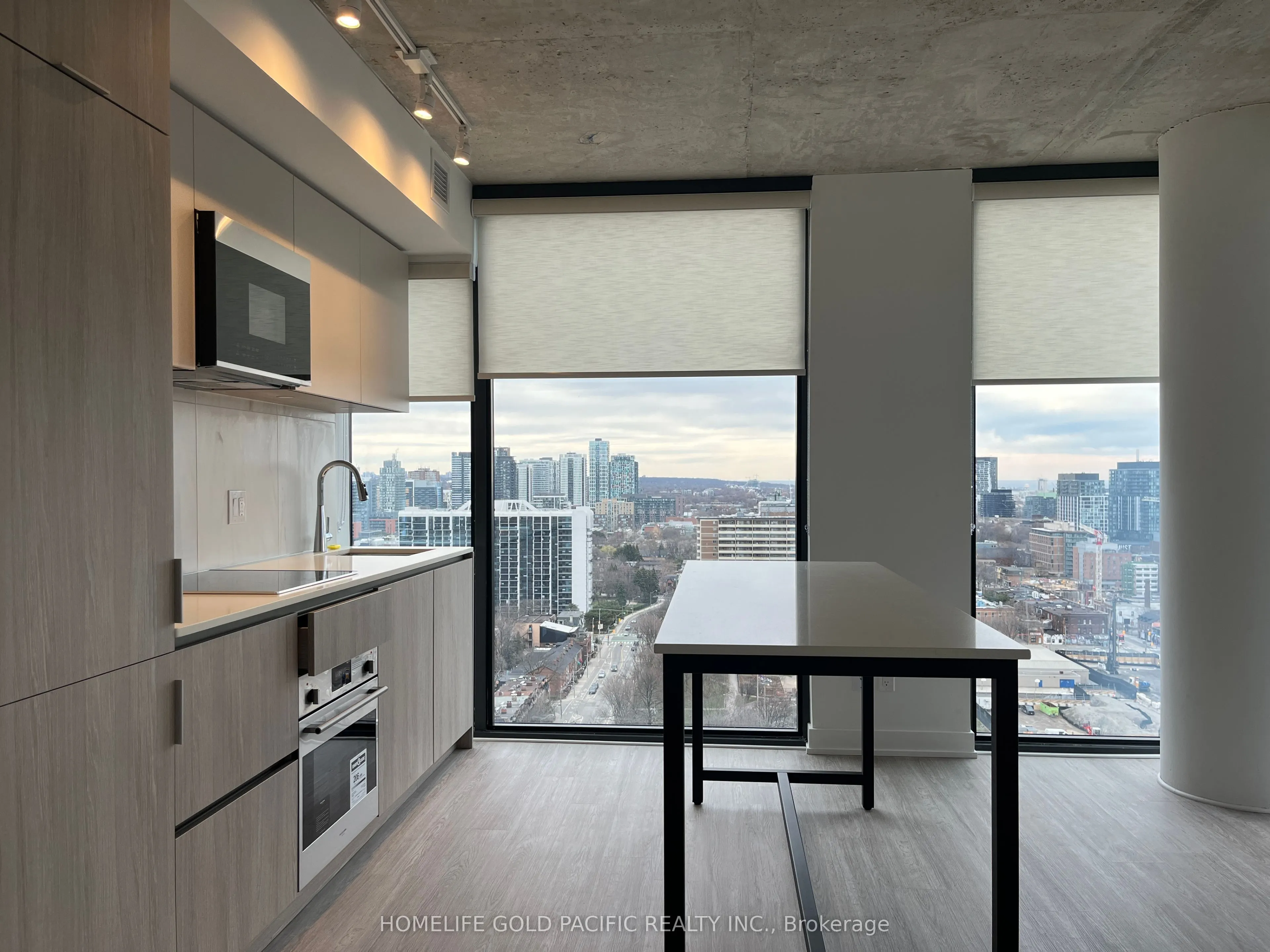 47 Mutual Street, #2107