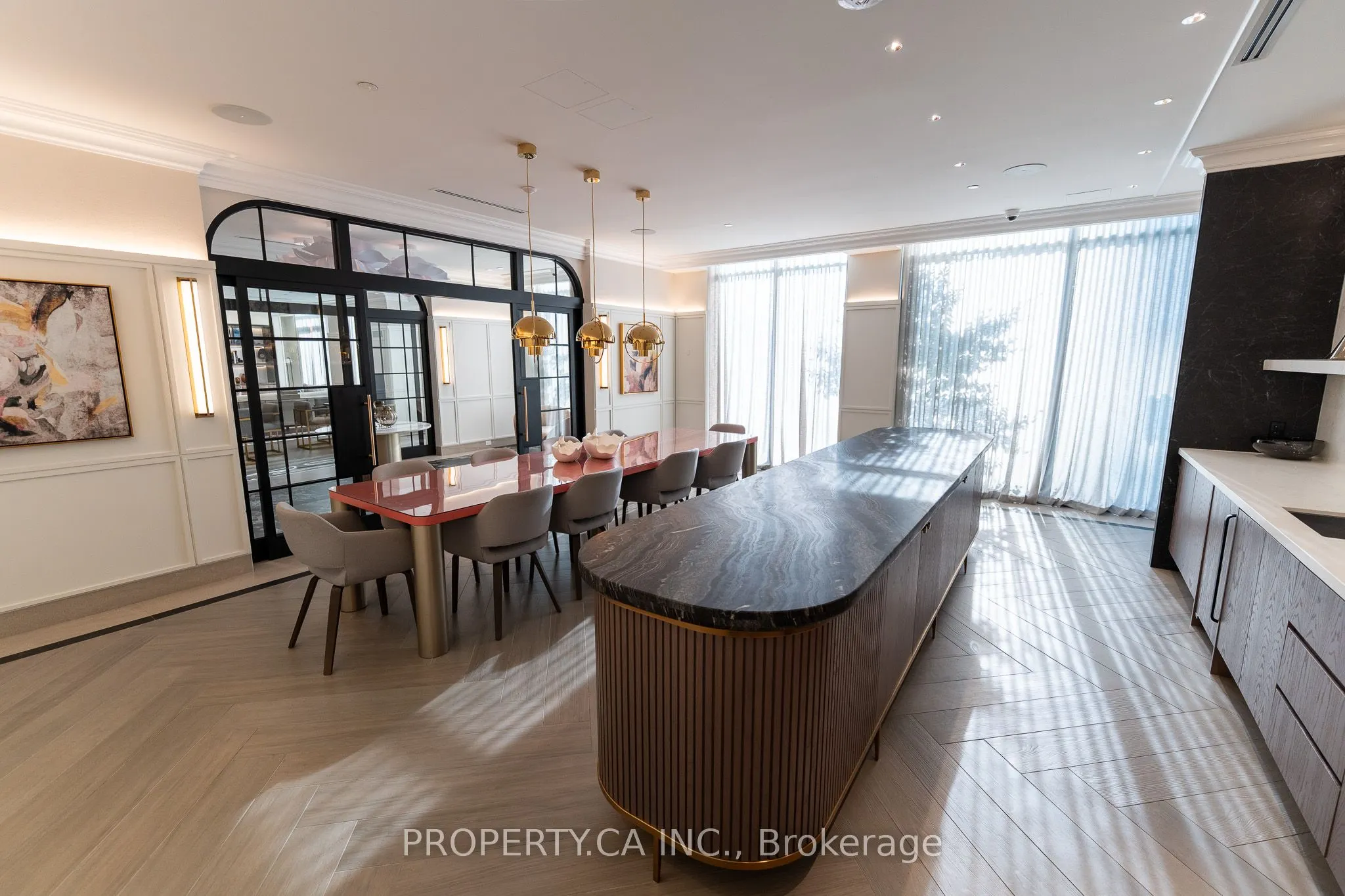 30 Inn on the Park Drive, #3104