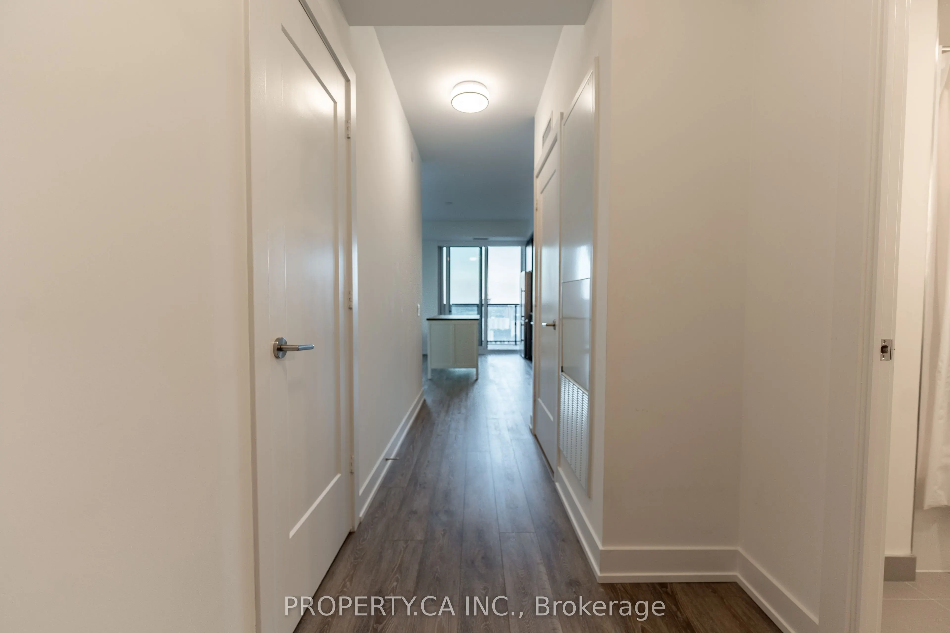 30 Inn on the Park Drive, #3104