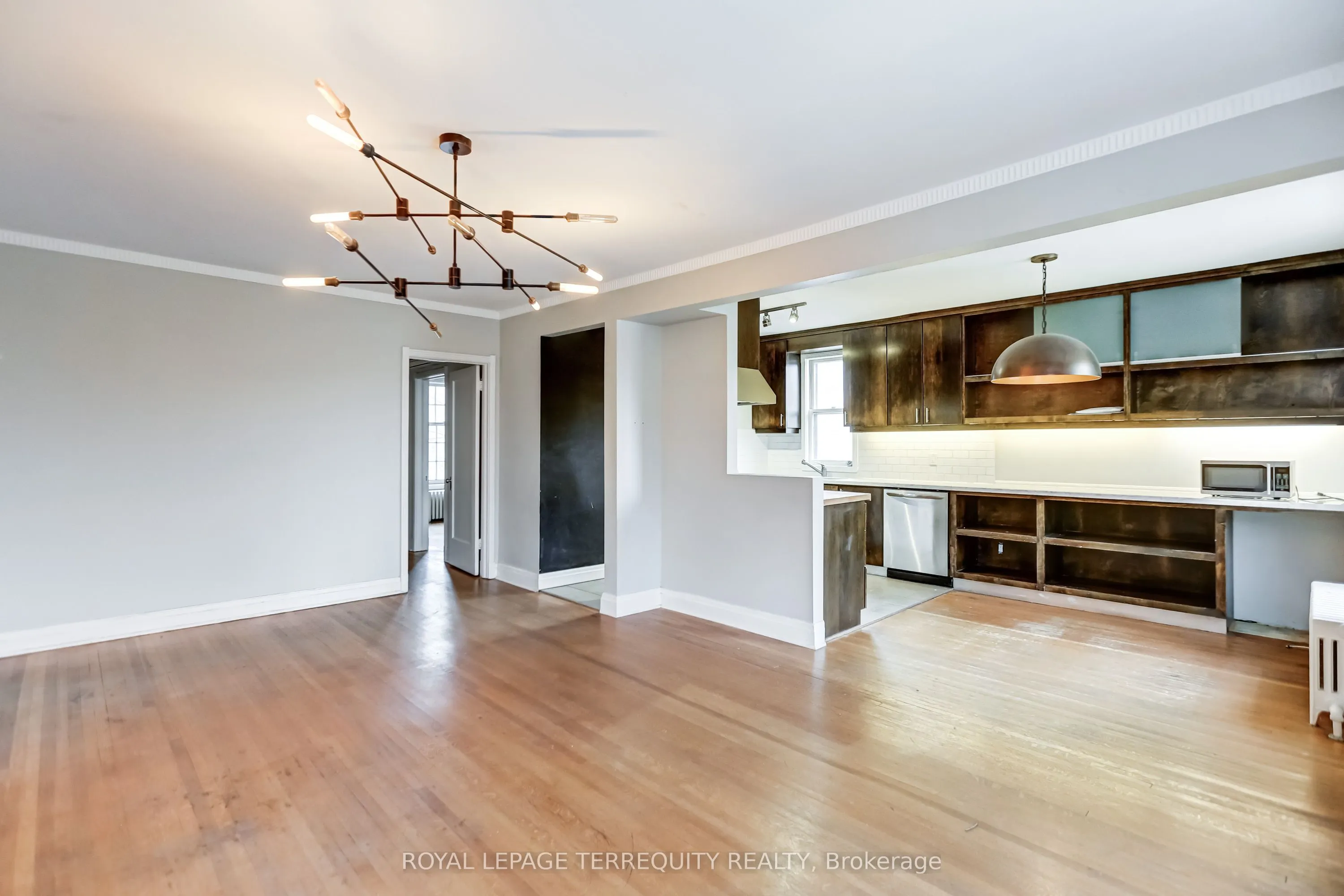 1176 Mount Pleasant Road, #2