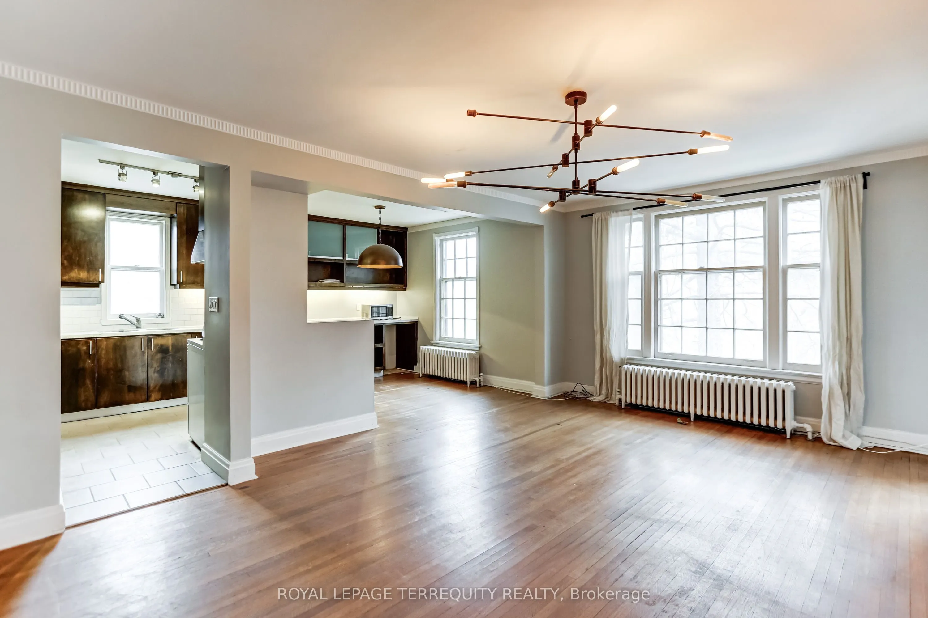 1176 Mount Pleasant Road, #2