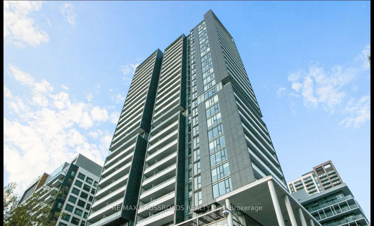 225 Sumach Street, #808