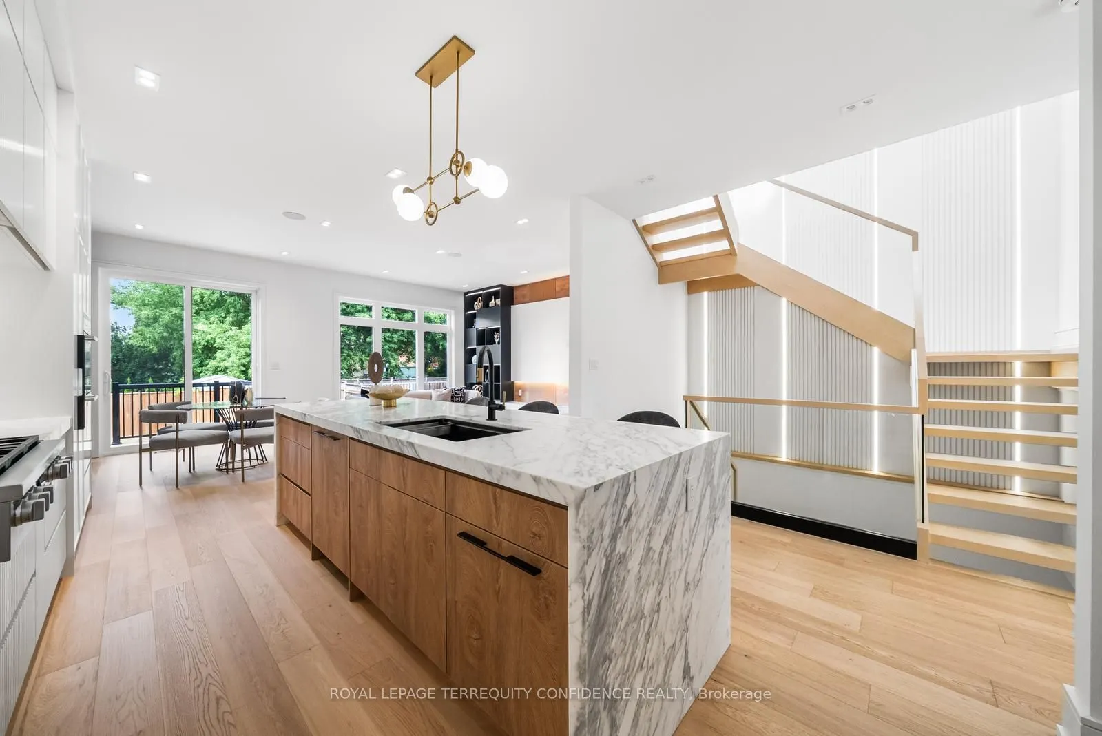 338A Horsham Avenue