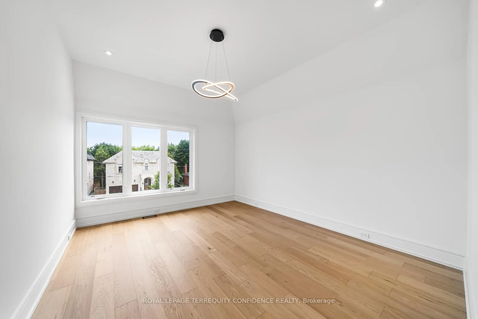 338A Horsham Avenue