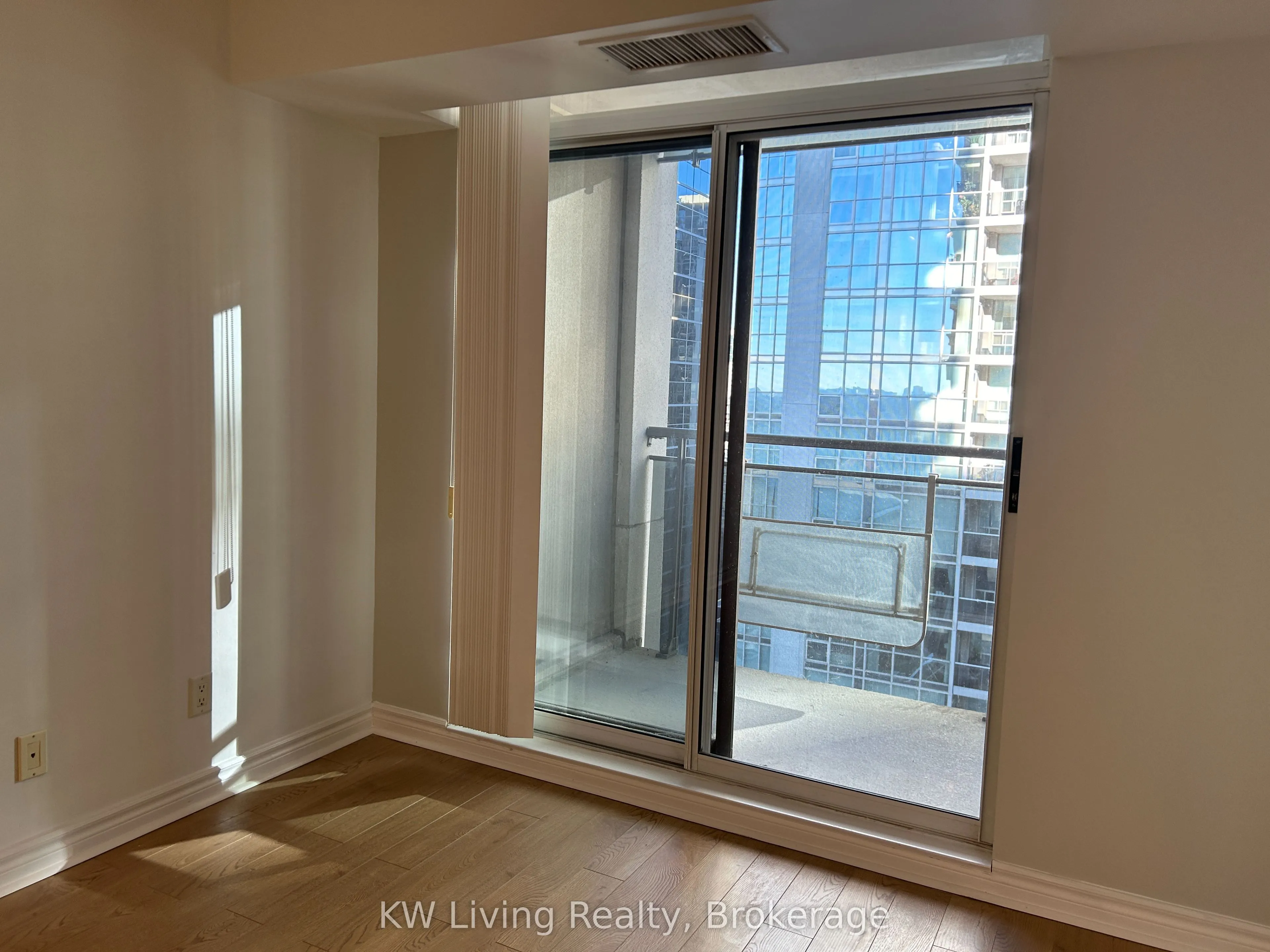 155 Beecroft Road, #2012