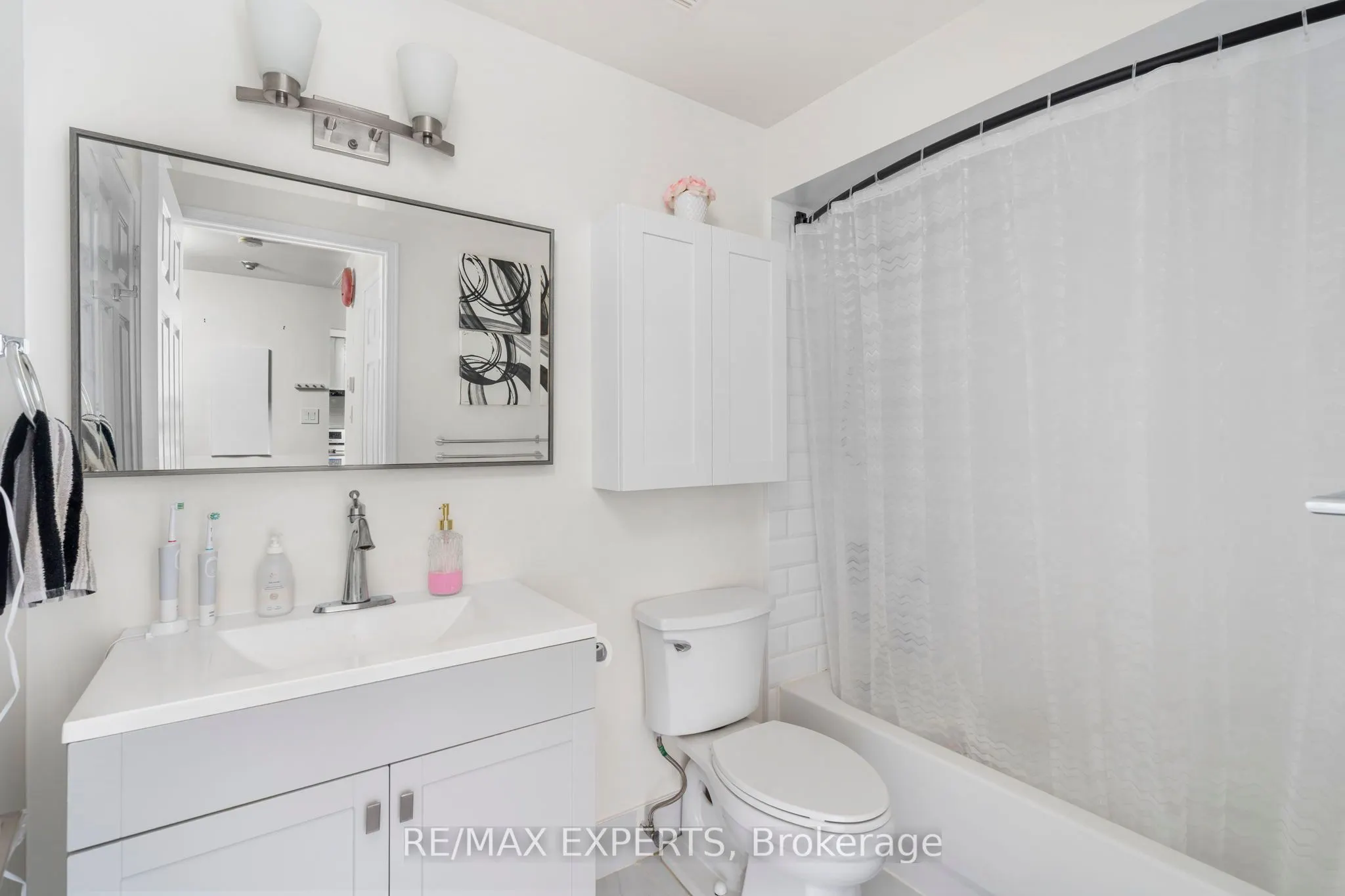 1000 Sheppard Avenue W, #202
