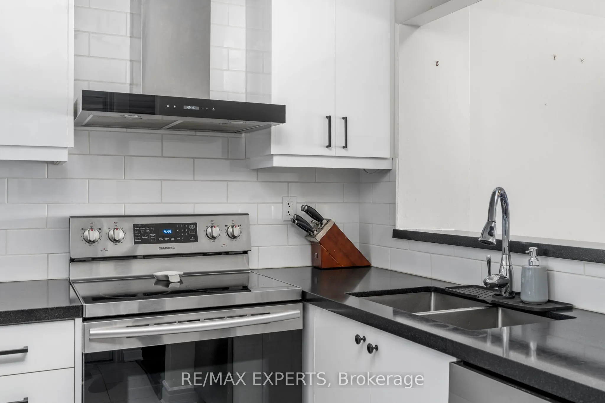 1000 Sheppard Avenue W, #202