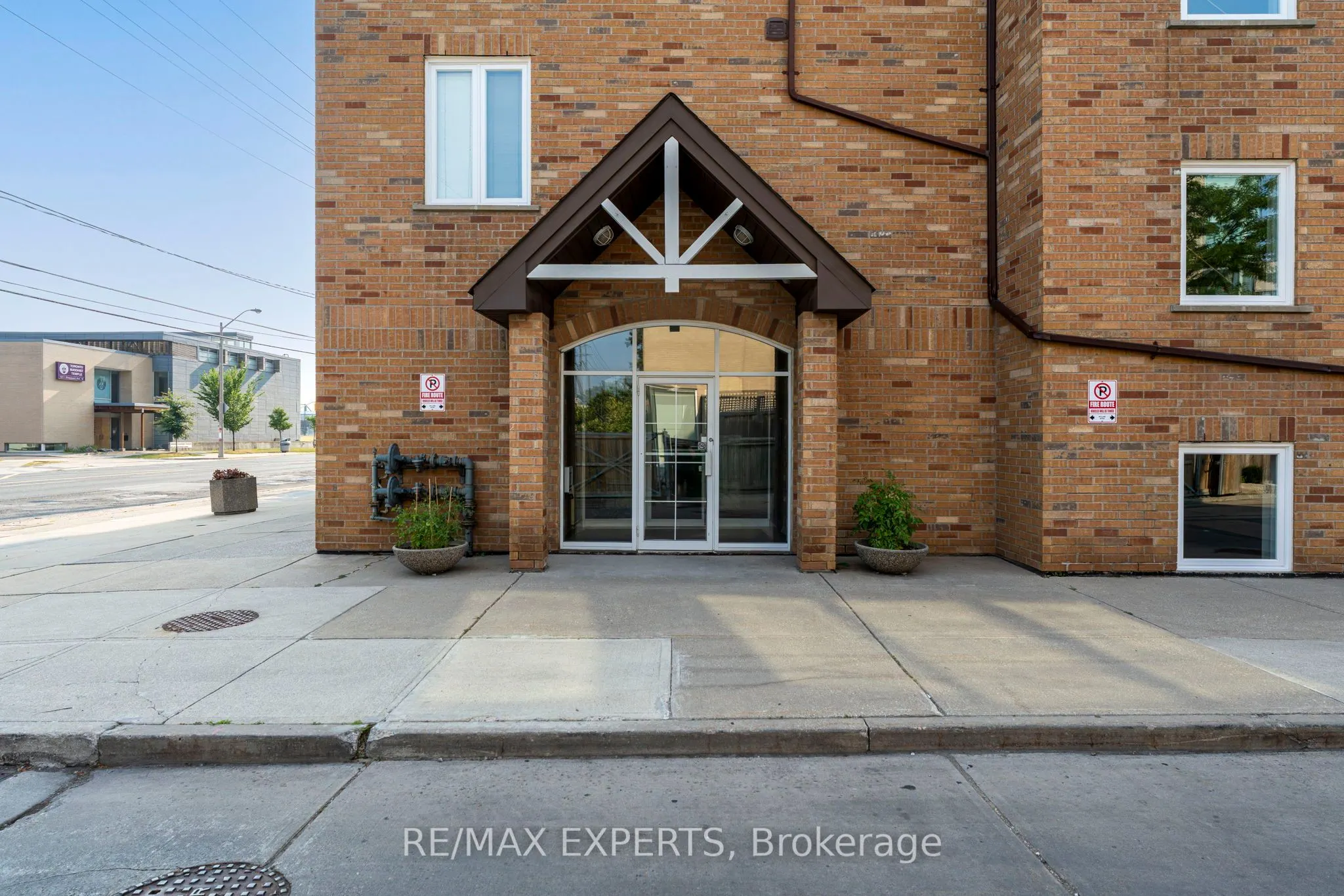 1000 Sheppard Avenue W, #202
