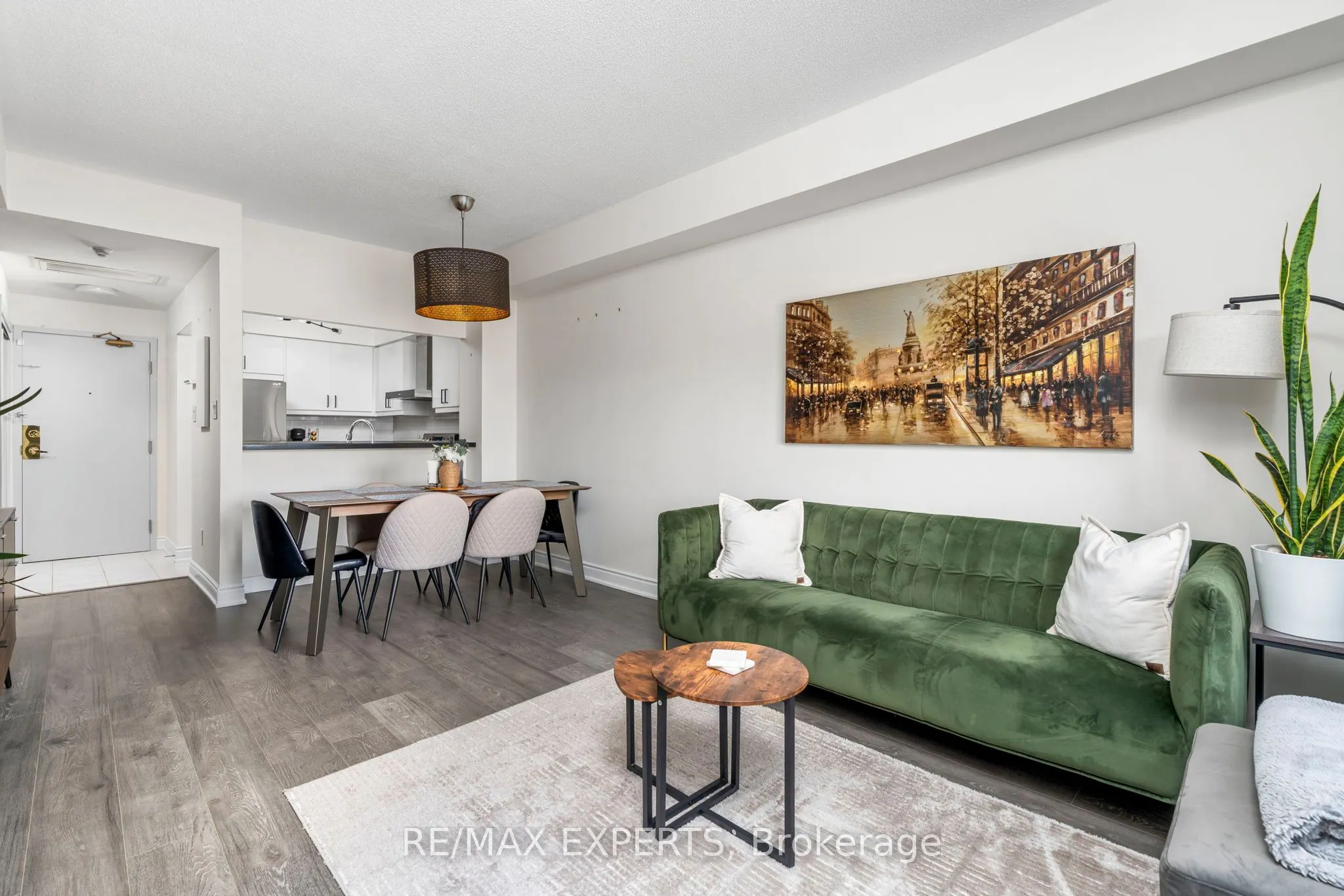 1000 Sheppard Avenue W, #202