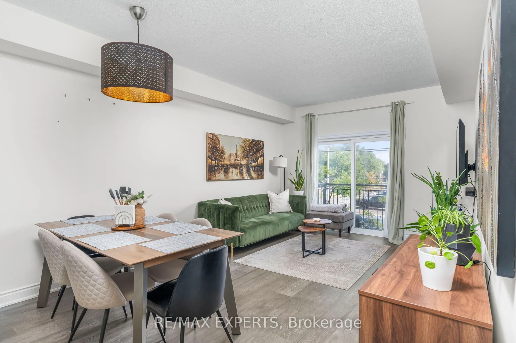 1000 Sheppard Avenue W, #202