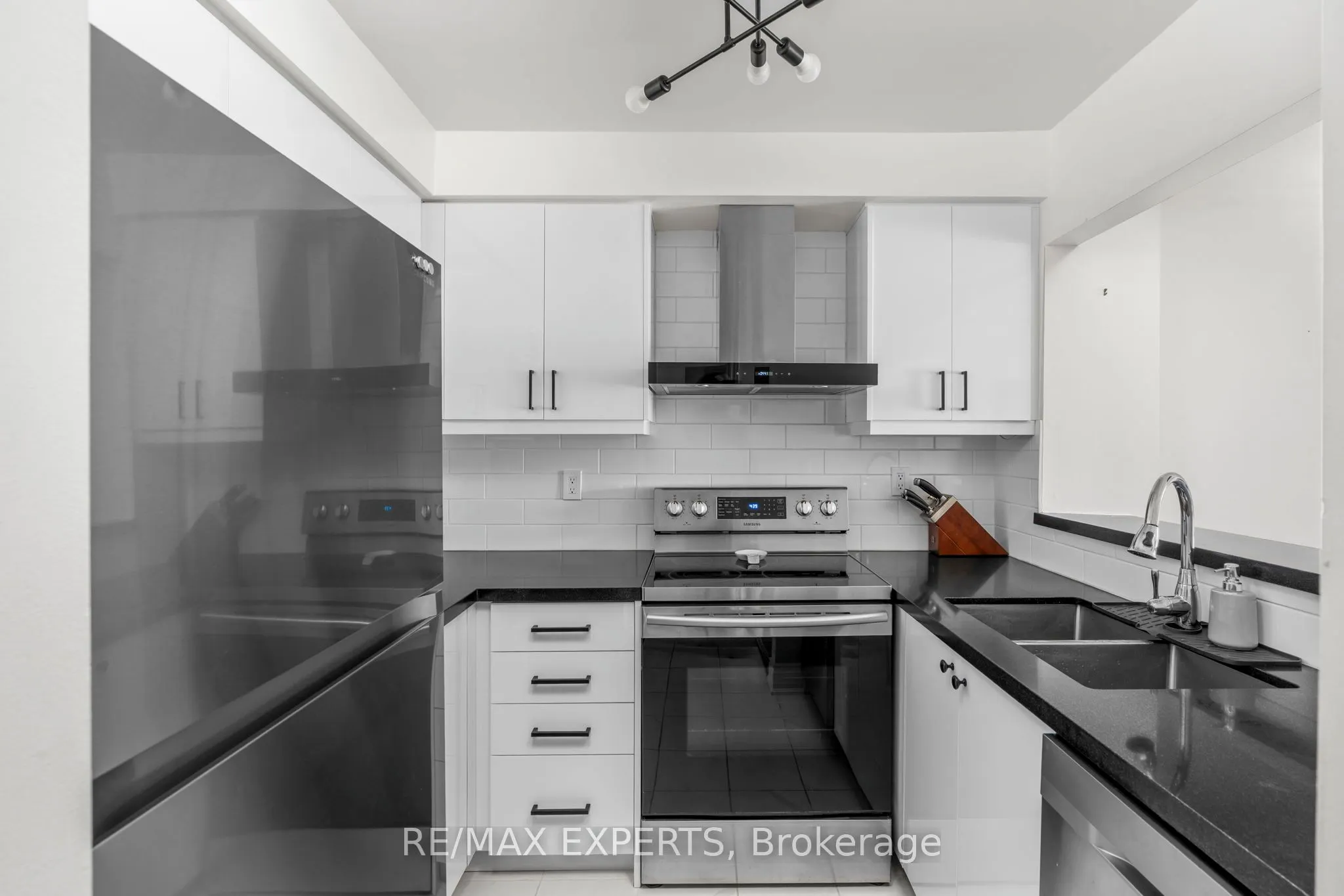 1000 Sheppard Avenue W, #202