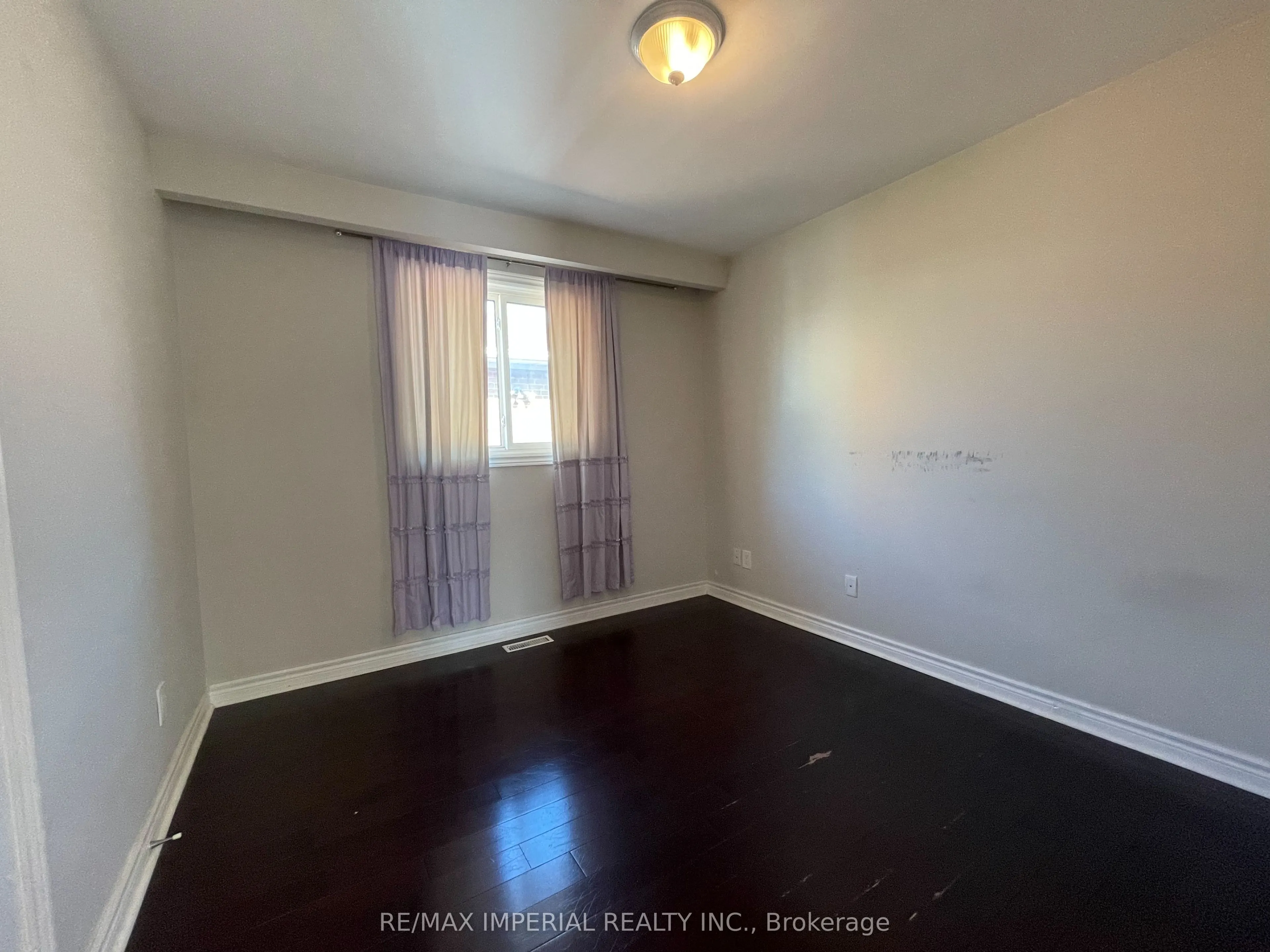 28 Bowhill Crescent