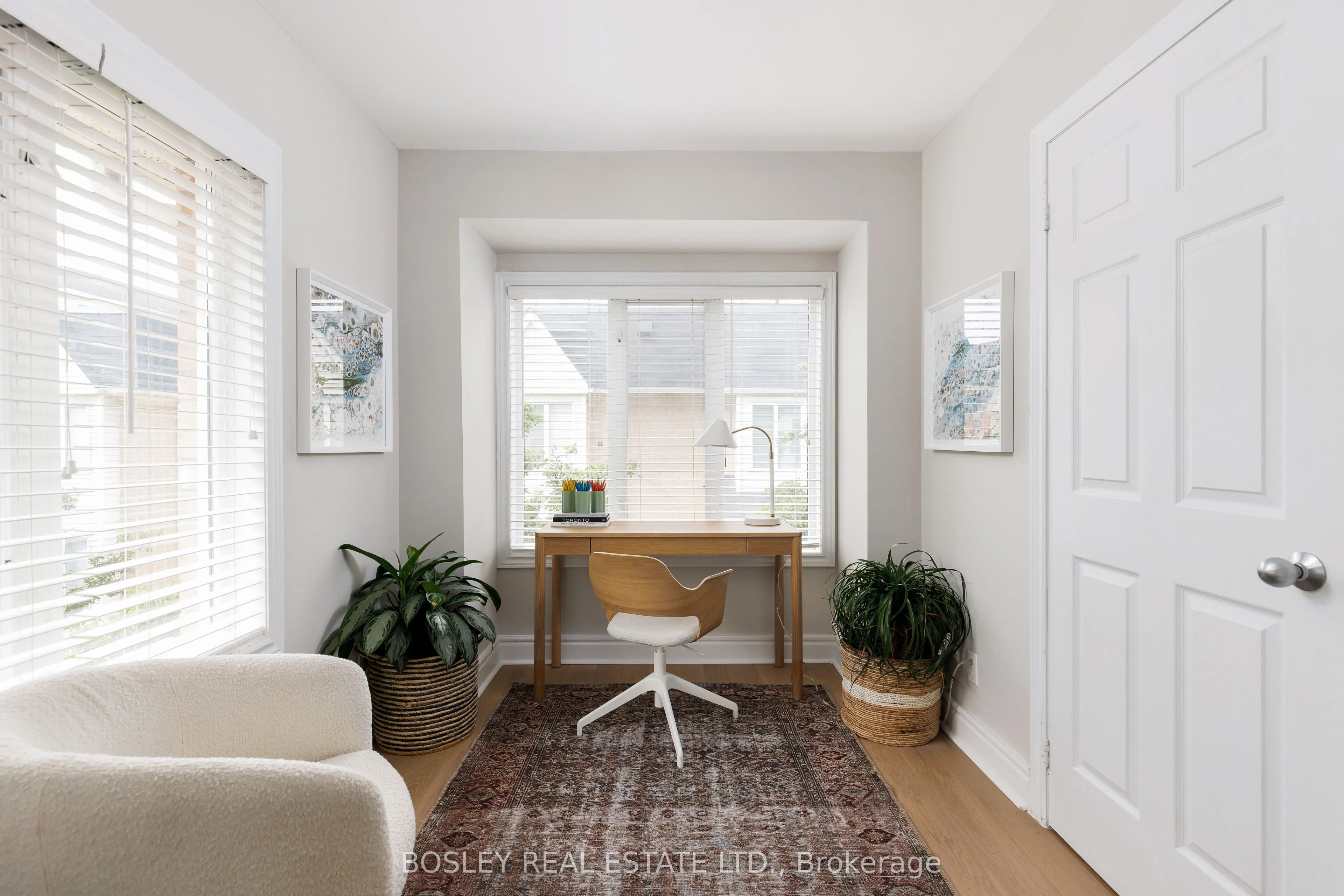 208 Niagara Street, #58