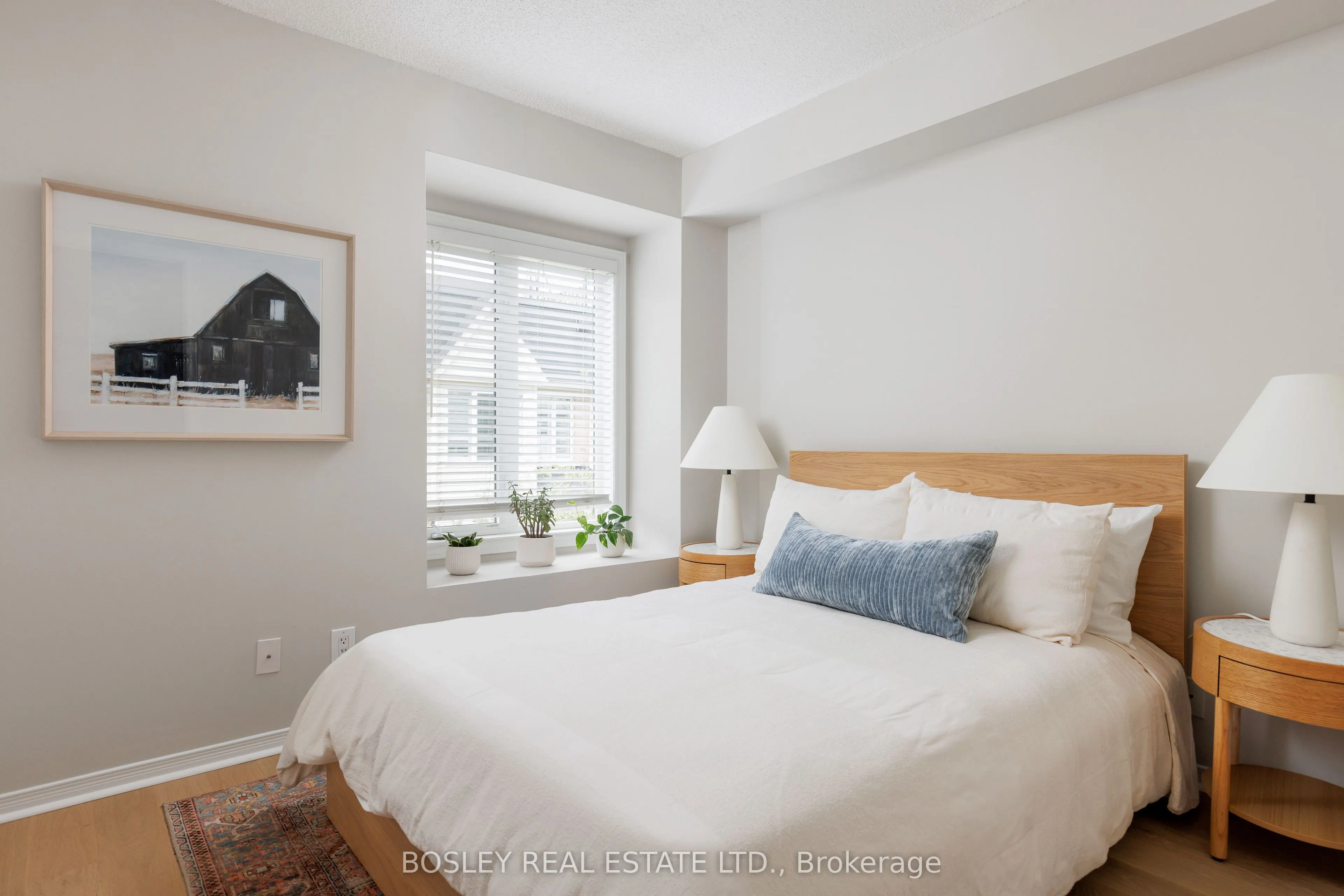 208 Niagara Street, #58