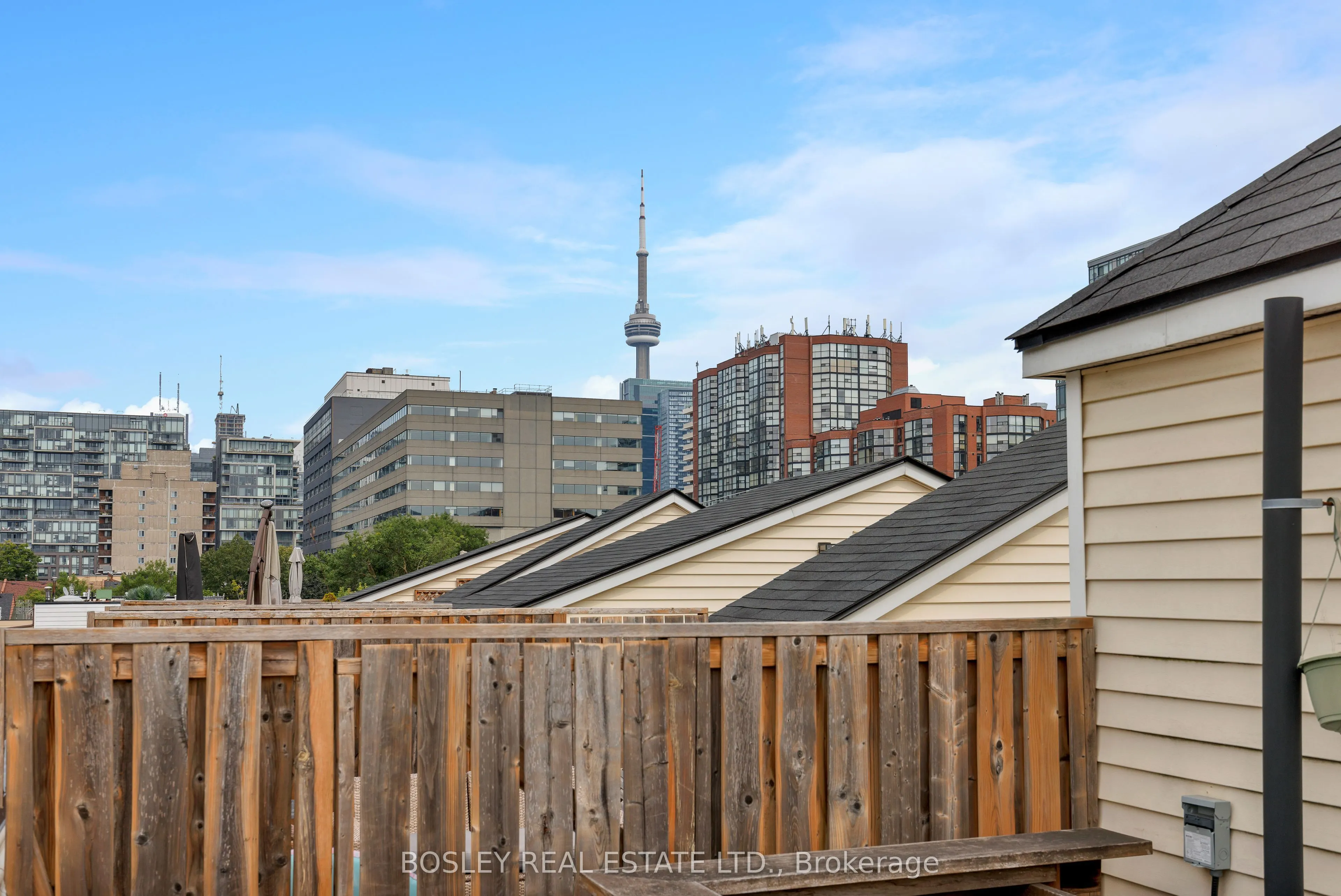 208 Niagara Street, #58