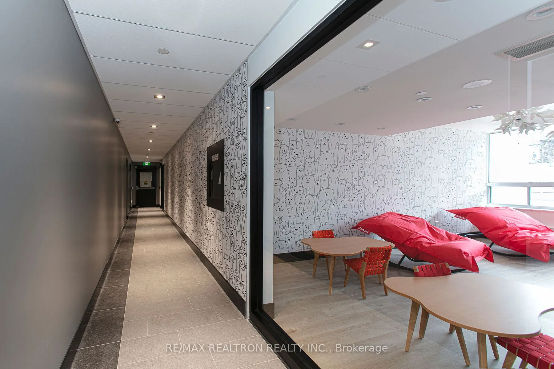 666 Spadina Avenue, #202