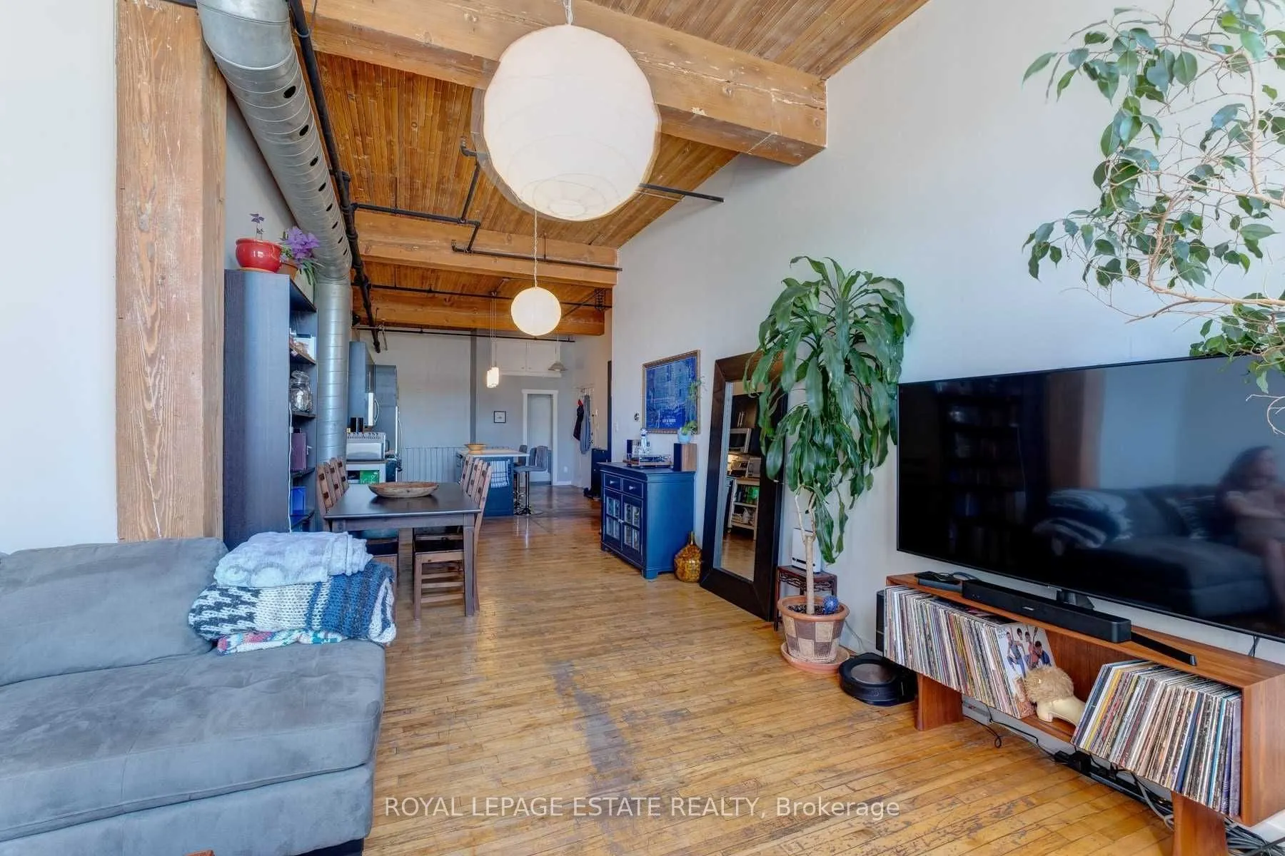 426 Queen Street E, #101