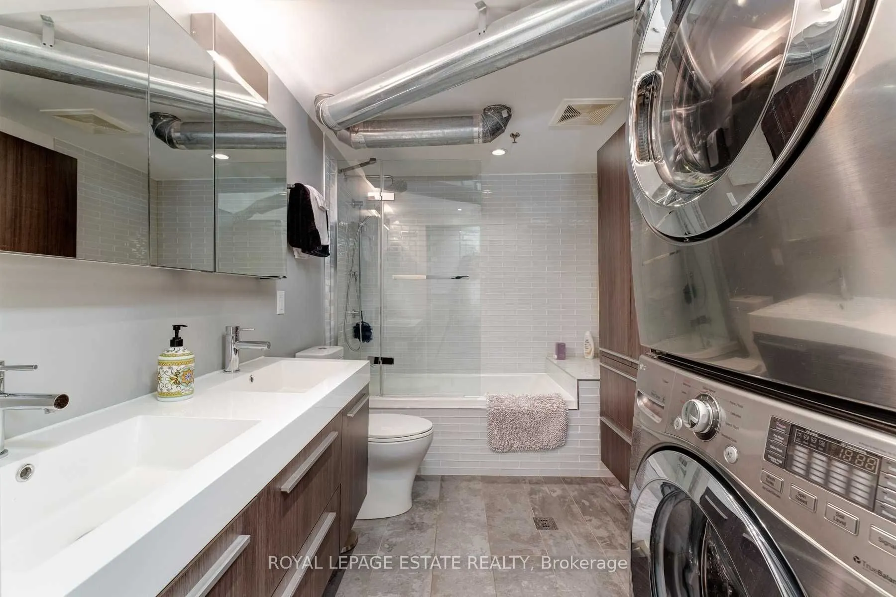 426 Queen Street E, #101