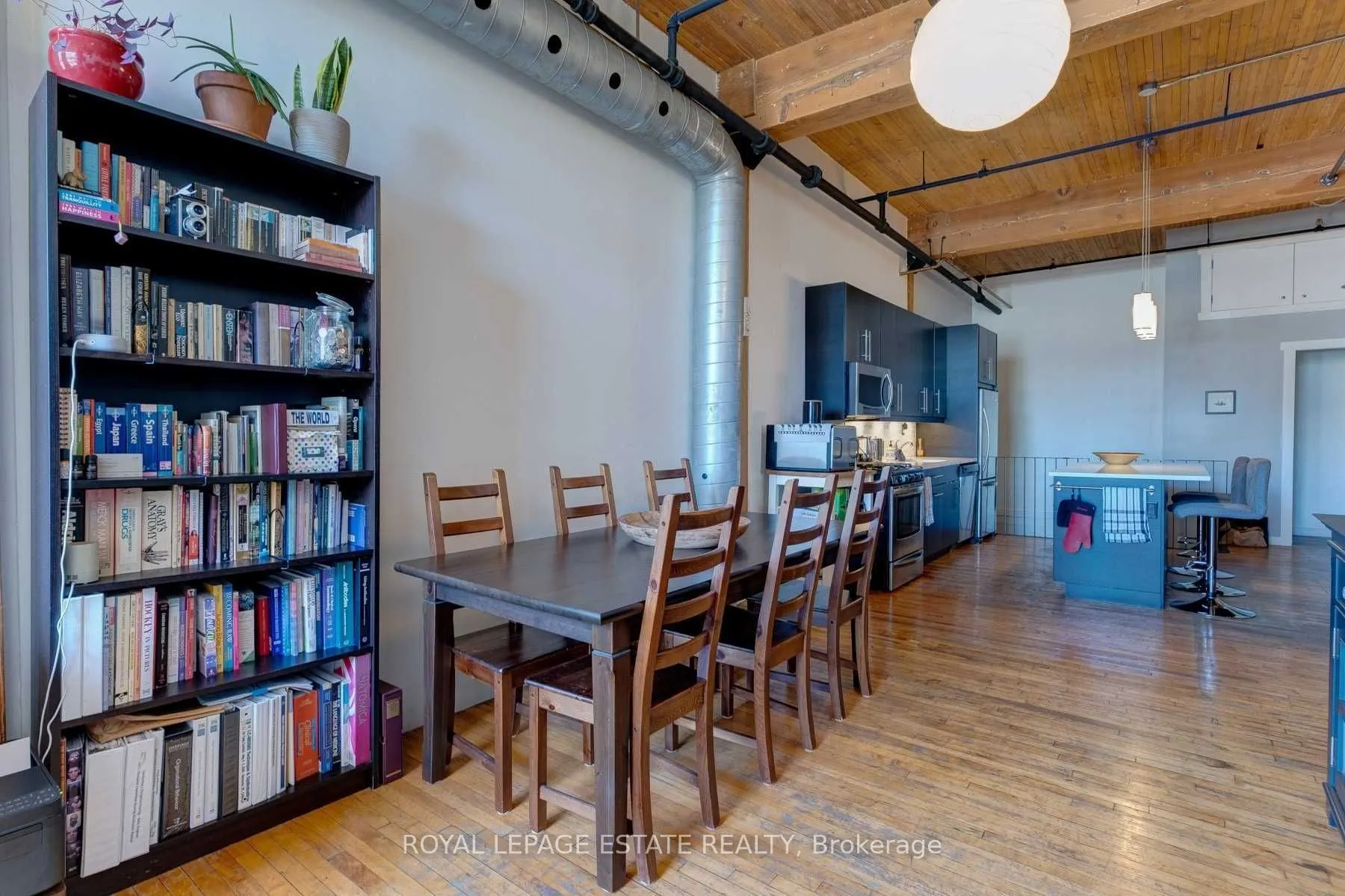426 Queen Street E, #101