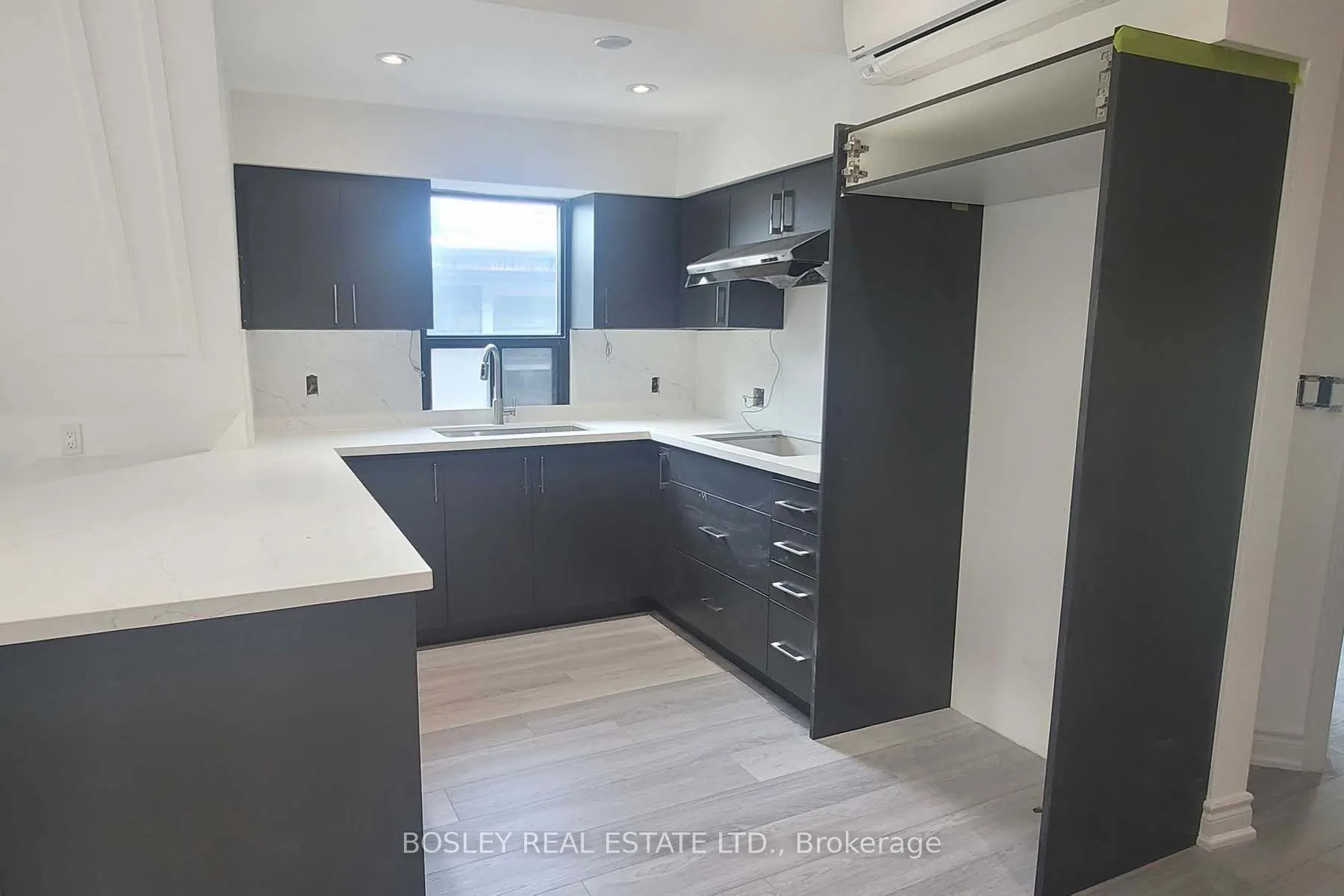 166 Spadina Road, #3