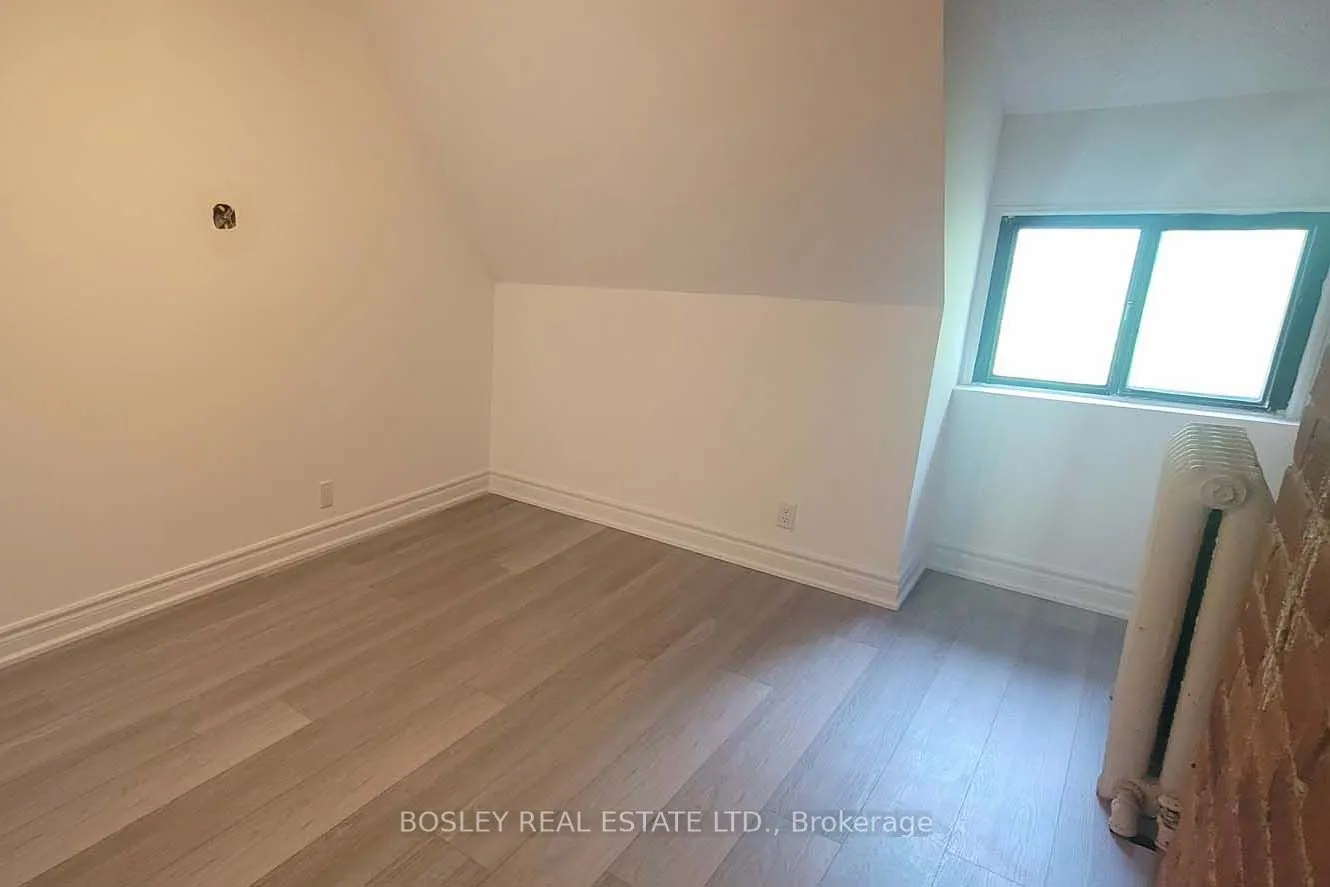 166 Spadina Road, #3