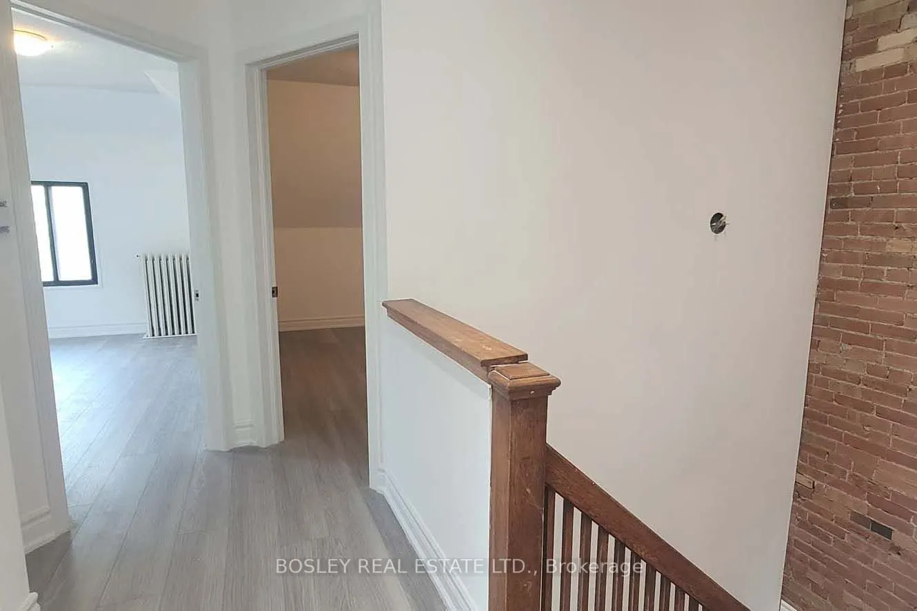 166 Spadina Road, #3