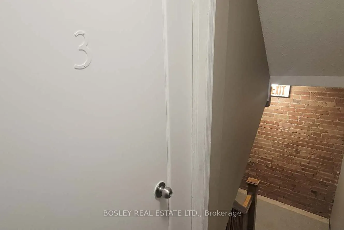 166 Spadina Road, #3