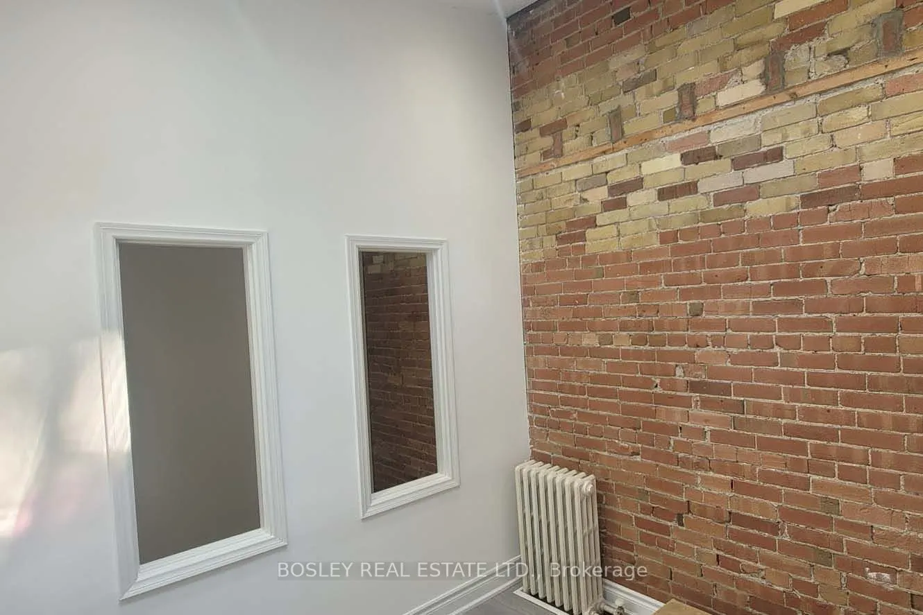 166 Spadina Road, #3