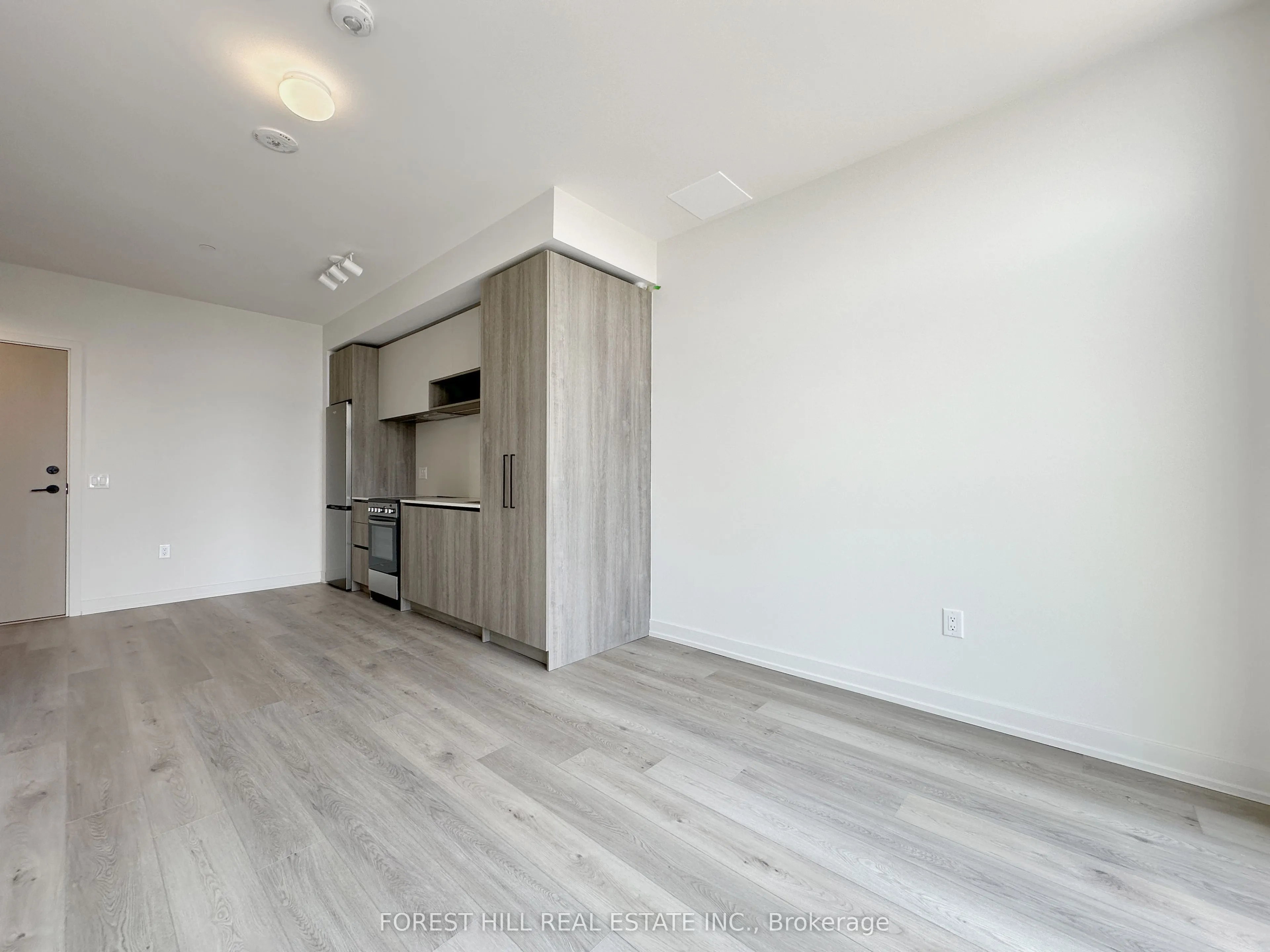 181 Sterling Road, #1509