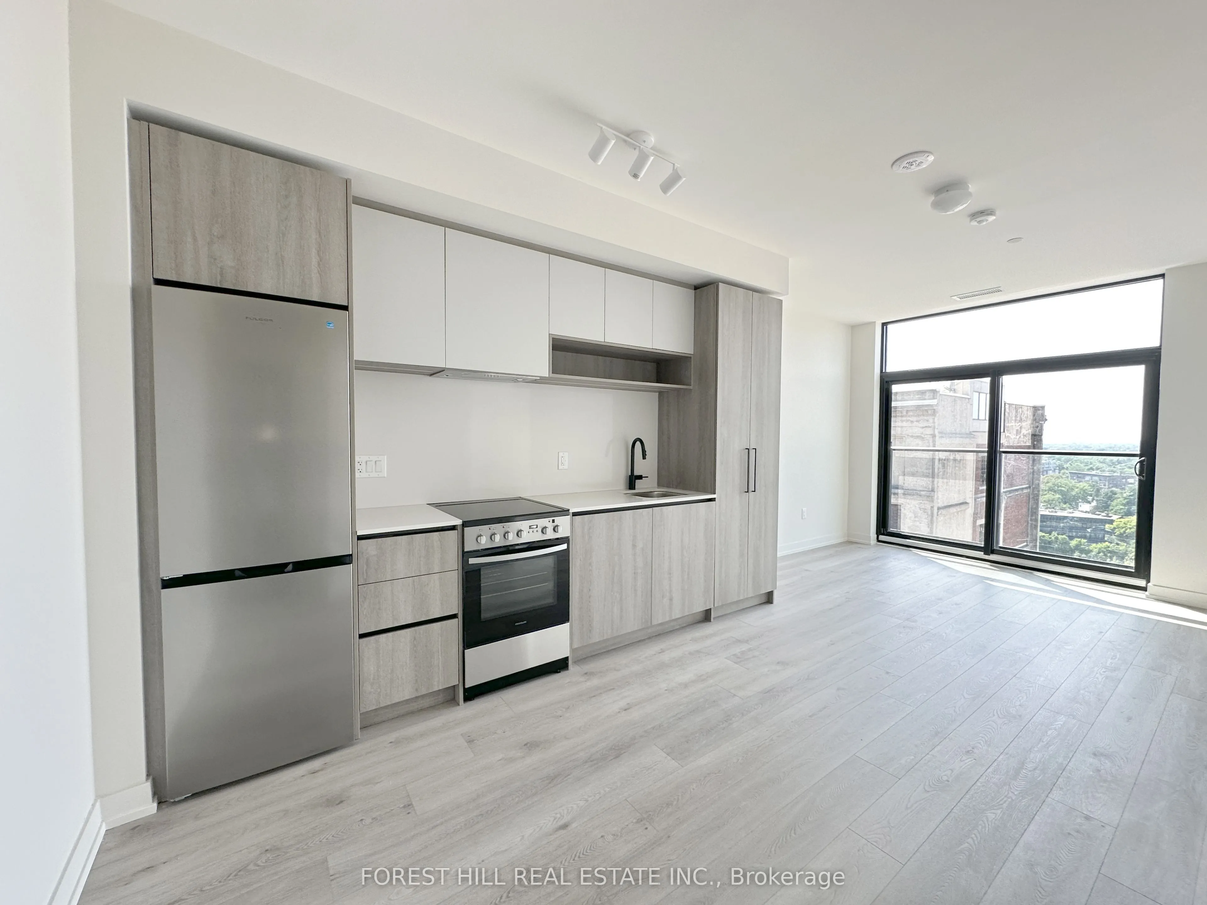 181 Sterling Road, #1509