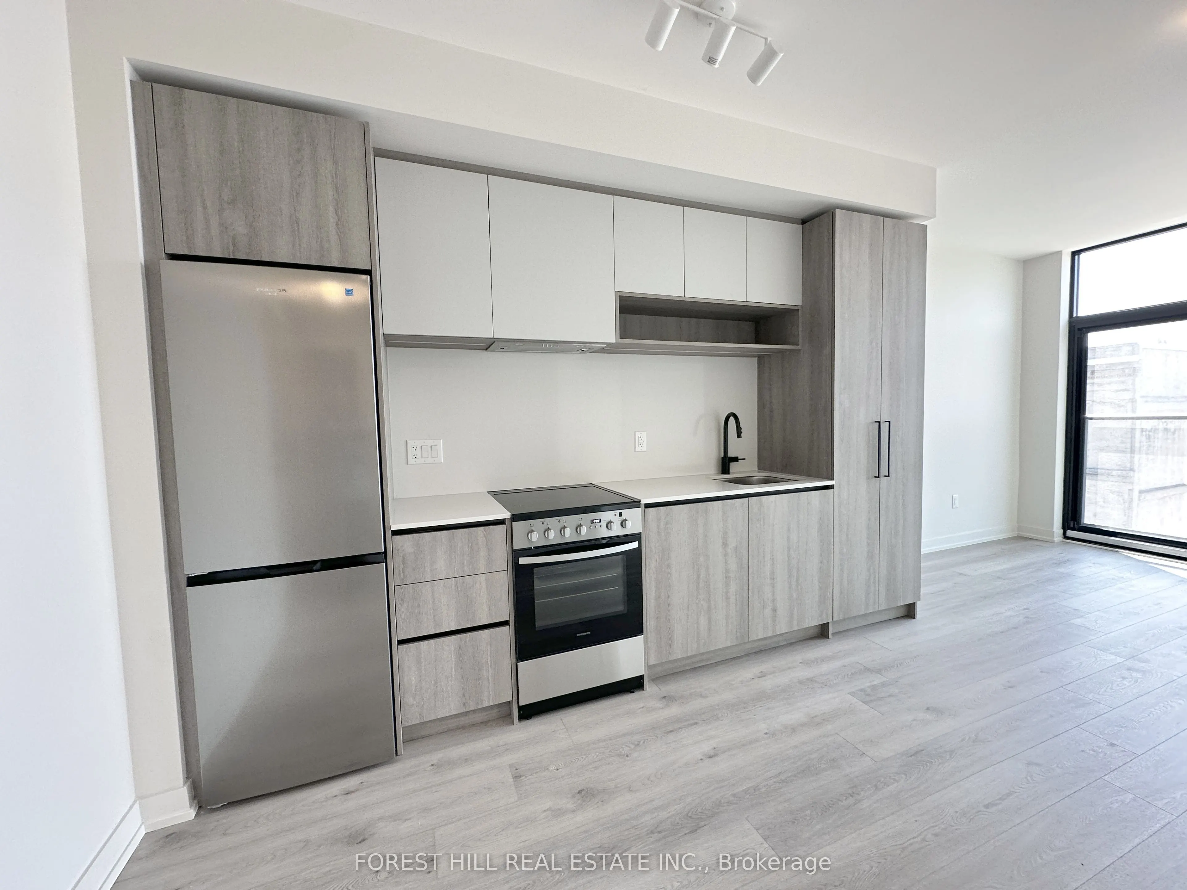 181 Sterling Road, #1509