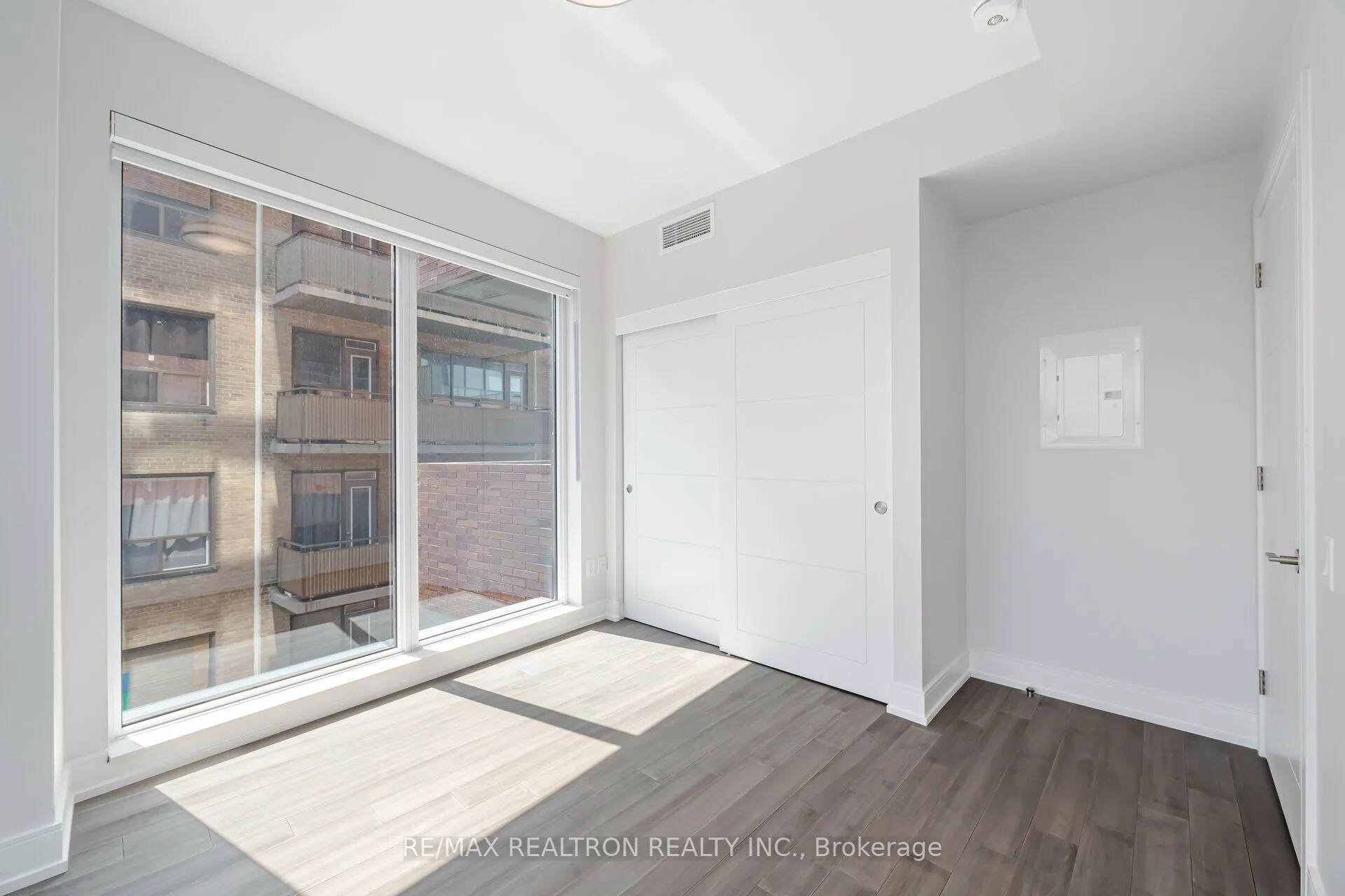 2525 Bathurst Street, #703