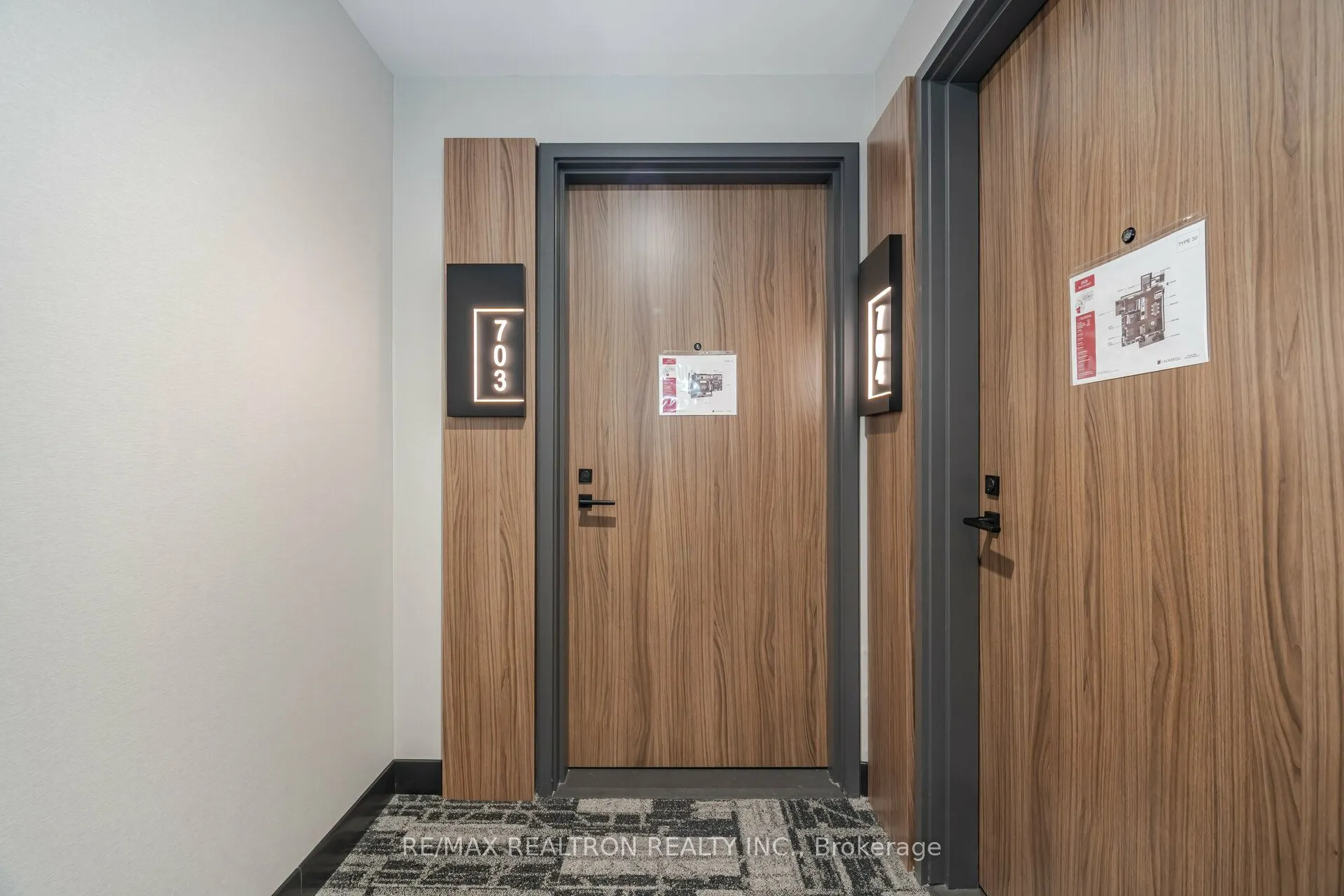 2525 Bathurst Street, #703