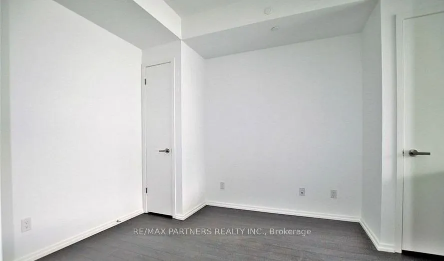 197 Yonge Street, #1704