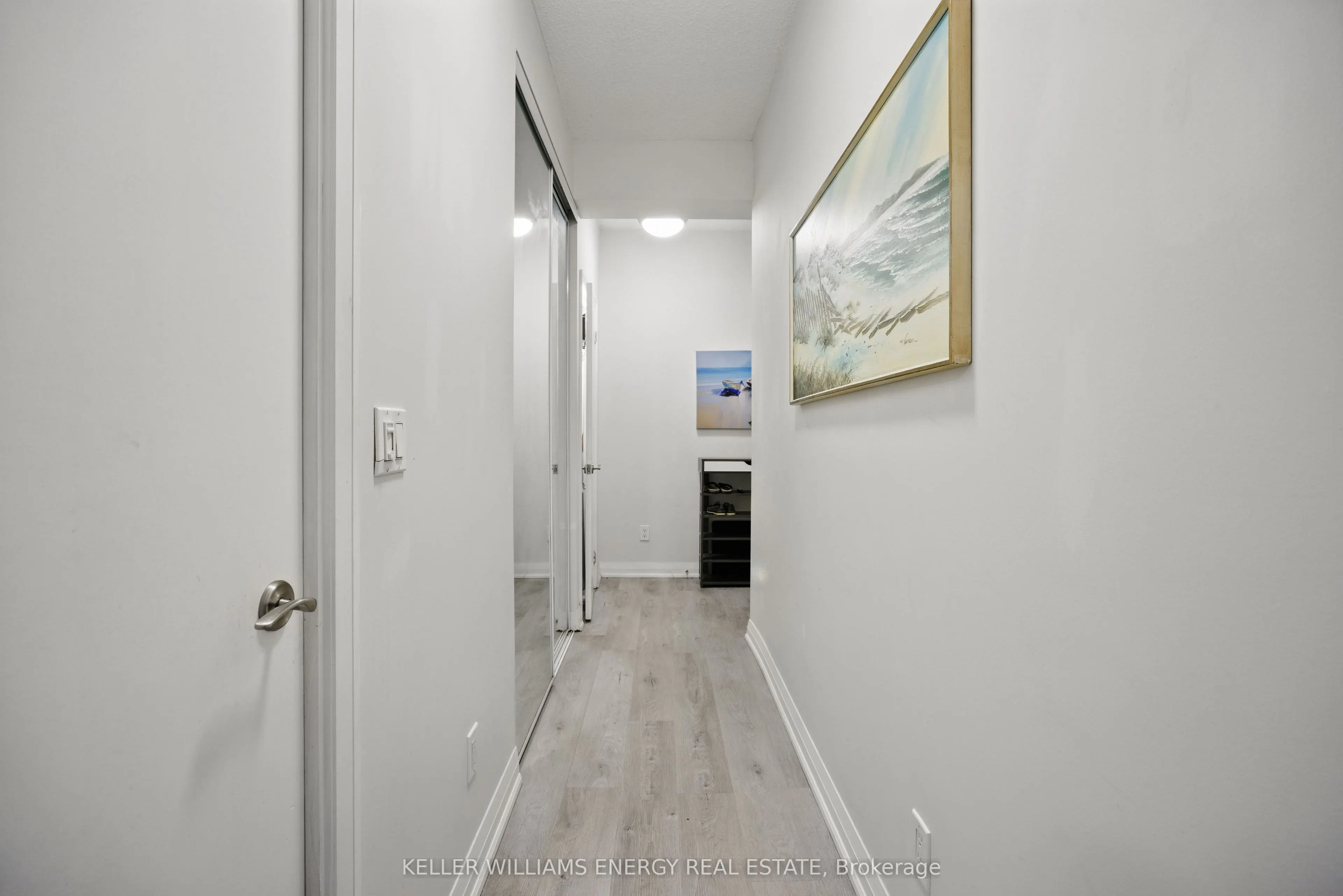 220 Victoria Street, #1307