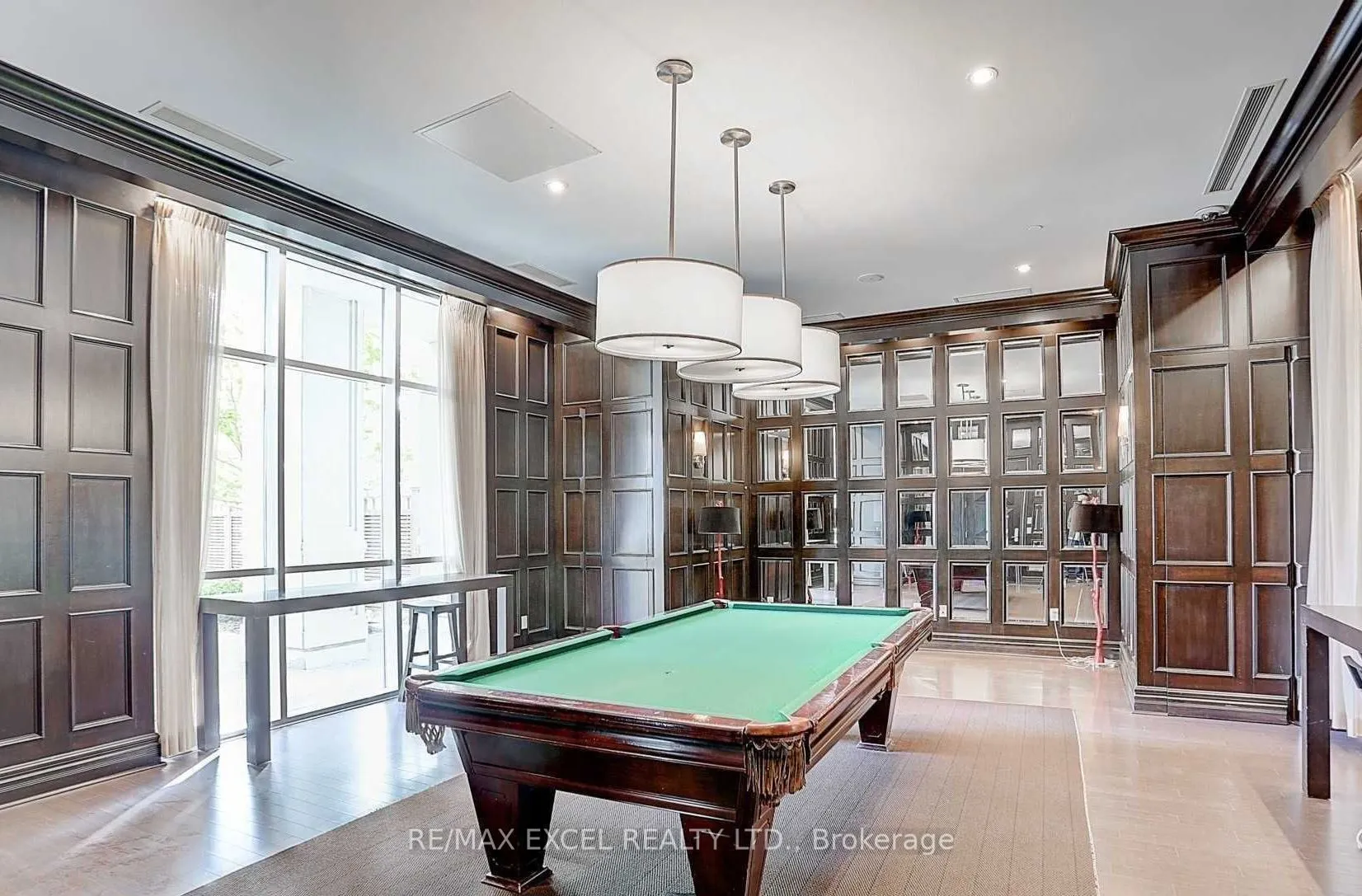 25 Greenview Avenue, #428