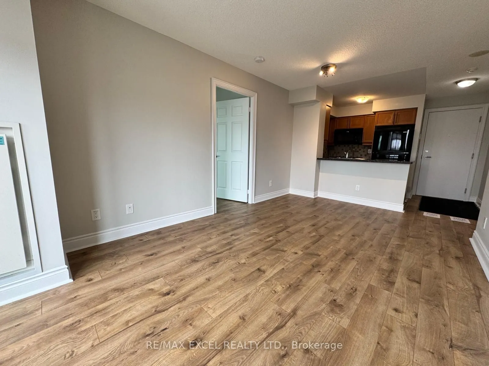 25 Greenview Avenue, #428