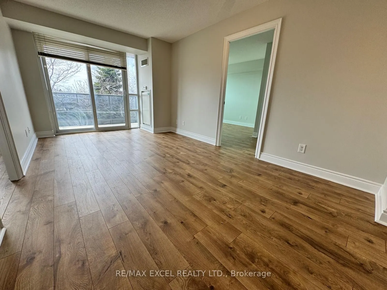 25 Greenview Avenue, #428