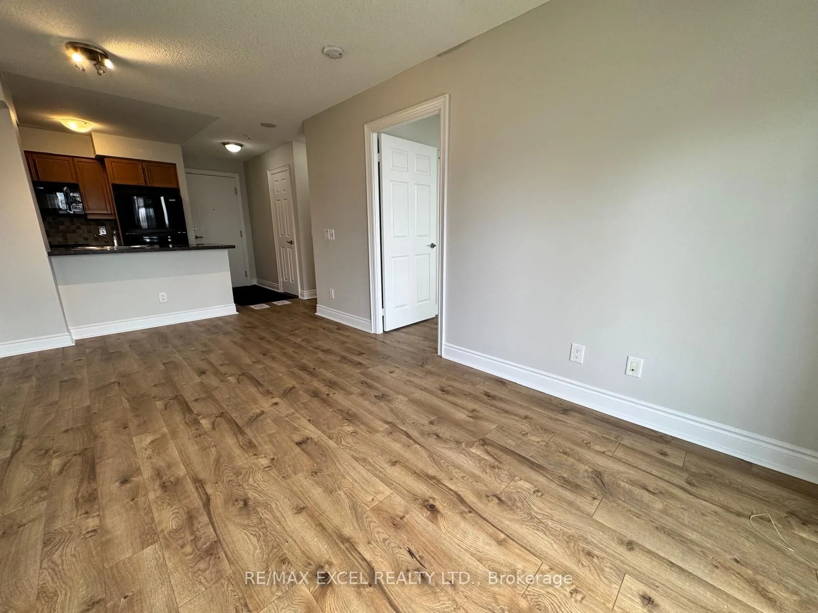 25 Greenview Avenue, #428