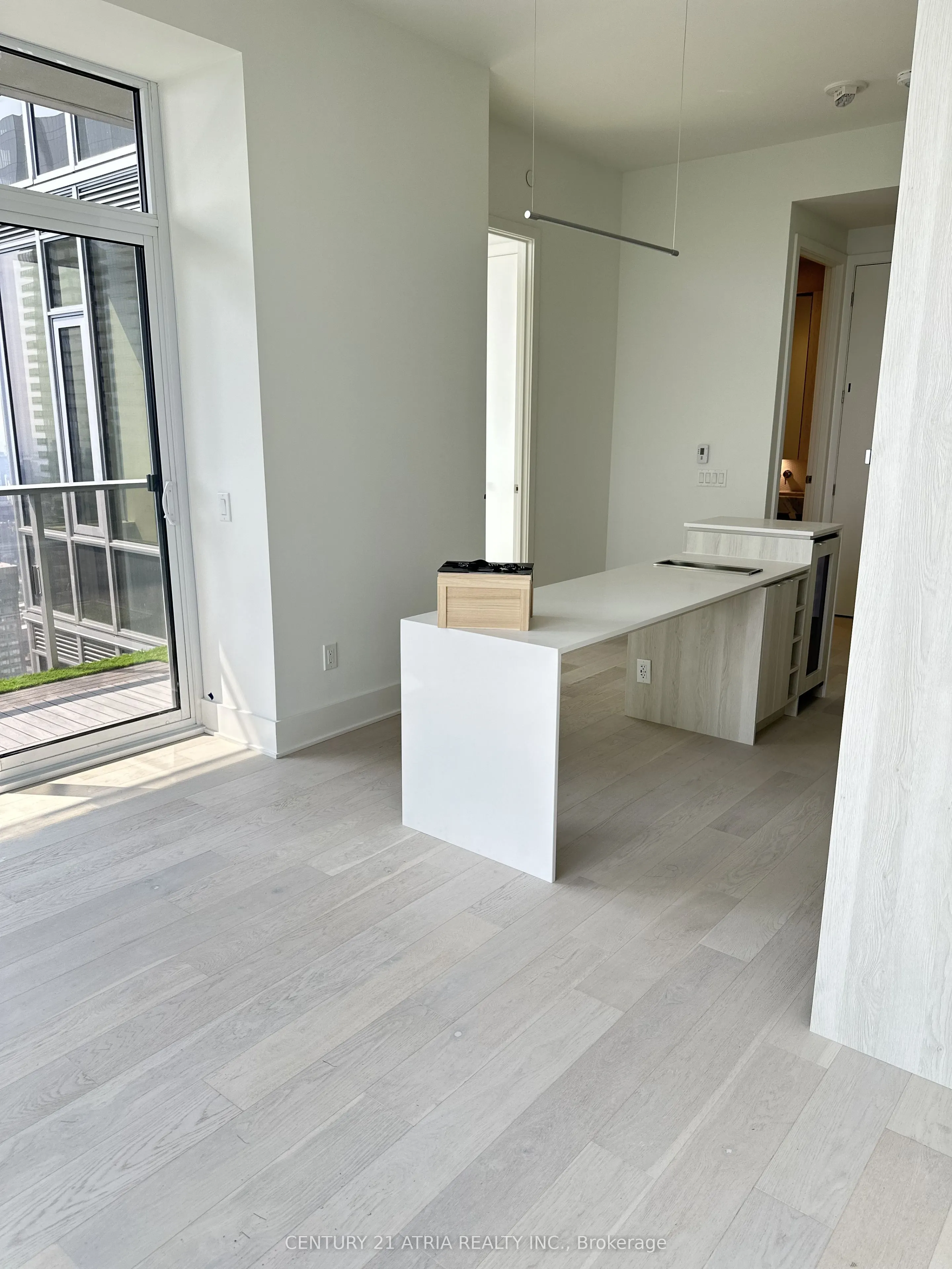 11 Yorkville Avenue, #6107