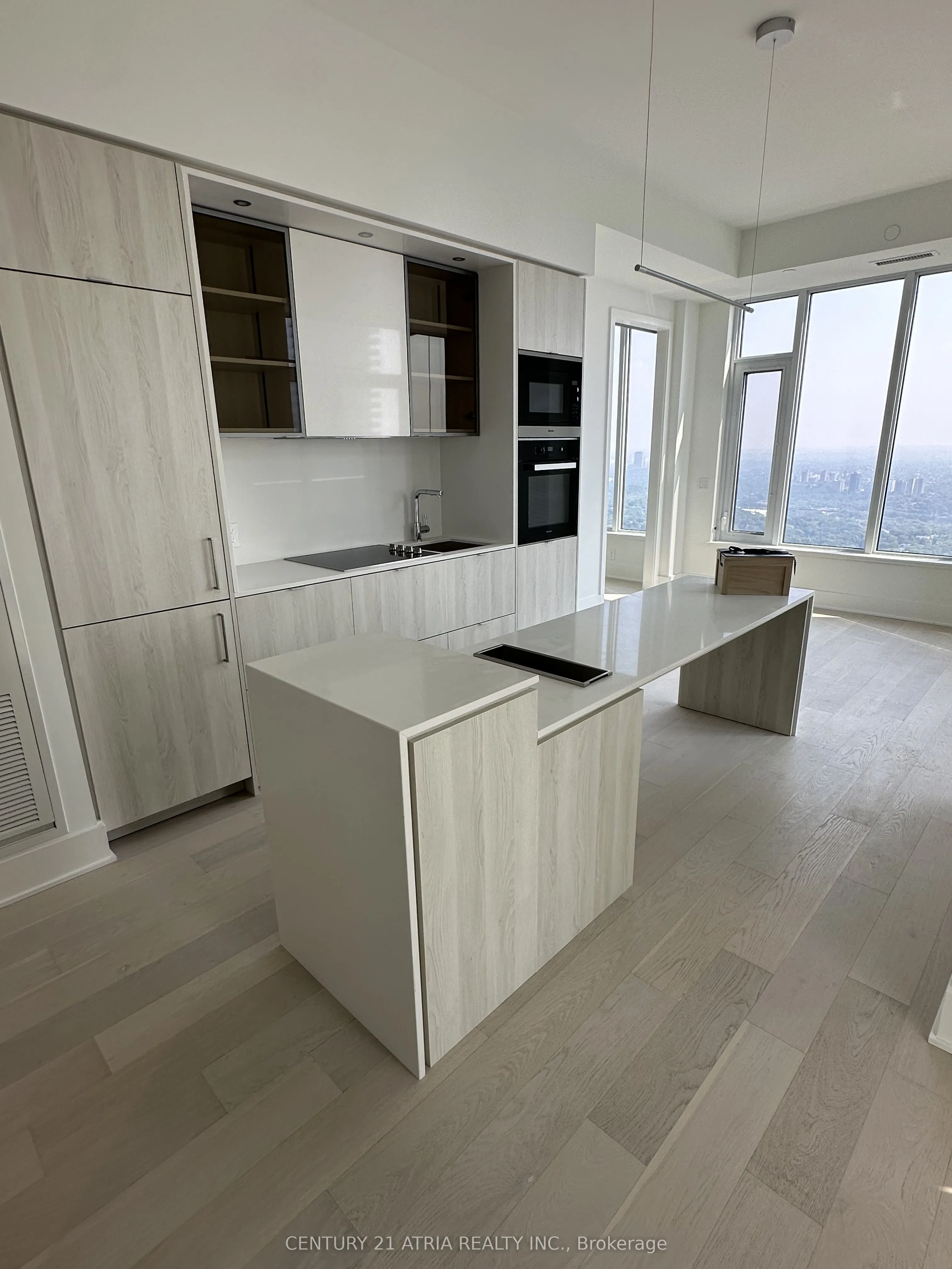 11 Yorkville Avenue, #6107