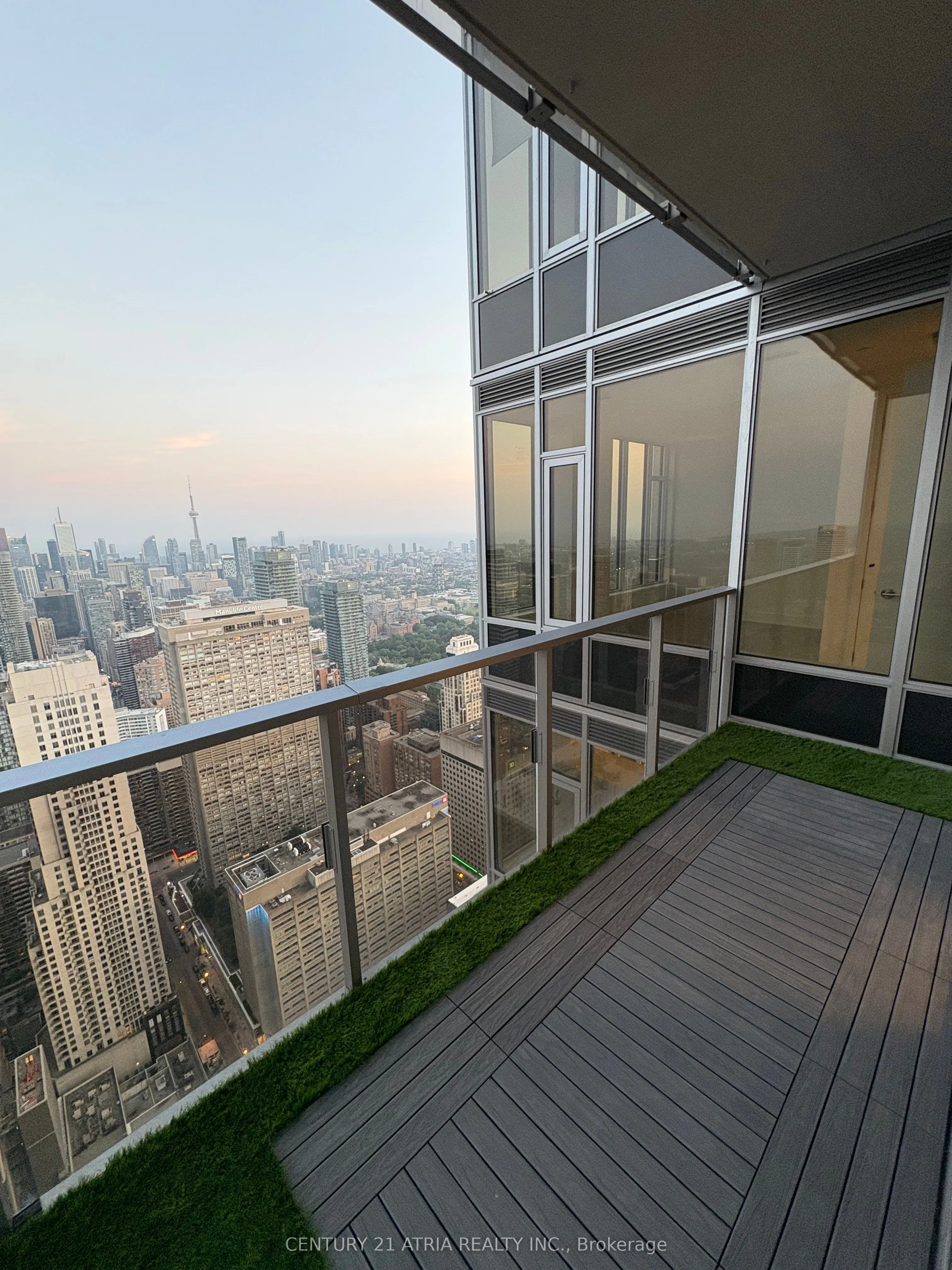 11 Yorkville Avenue, #6107