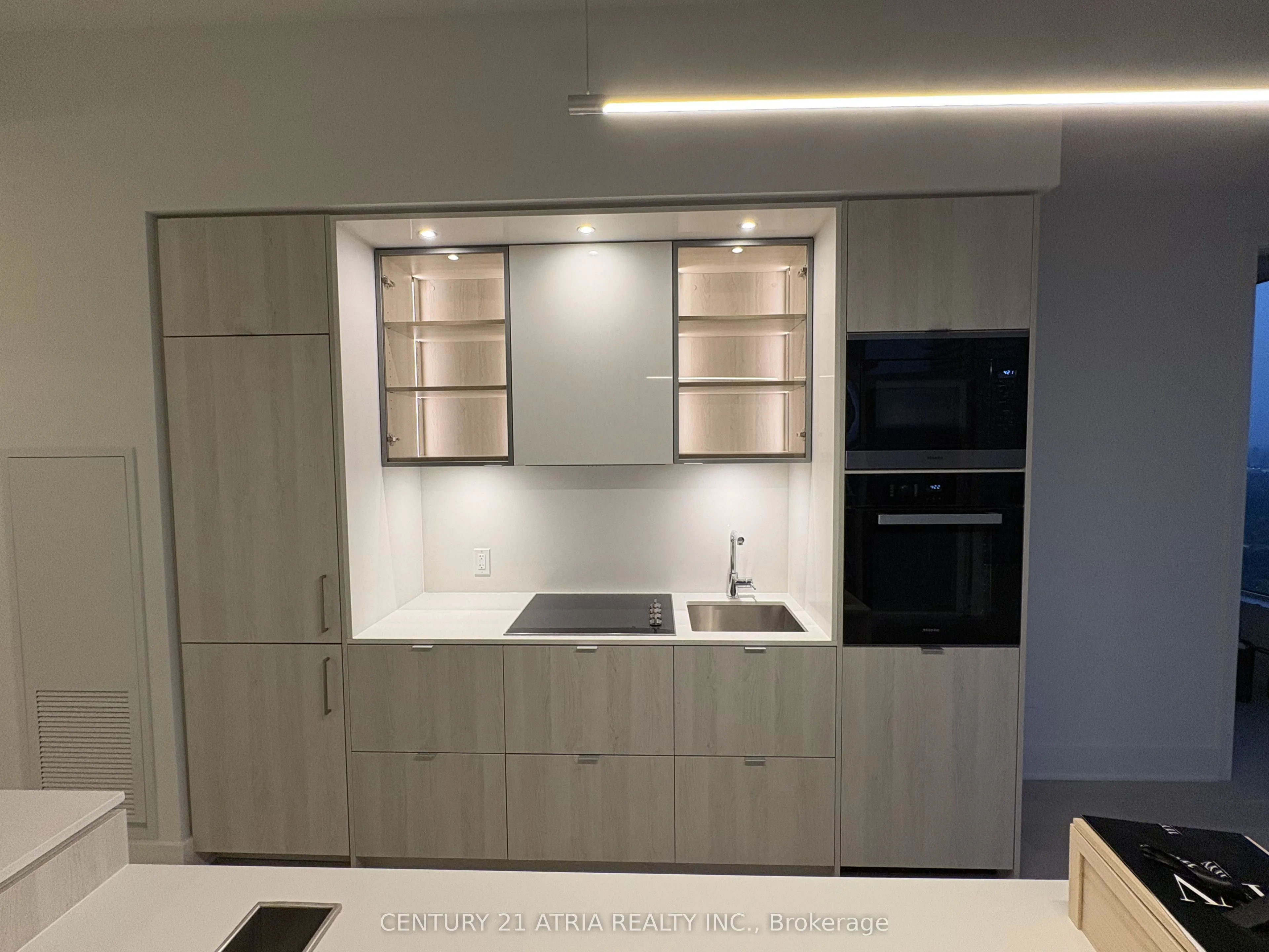 11 Yorkville Avenue, #6107