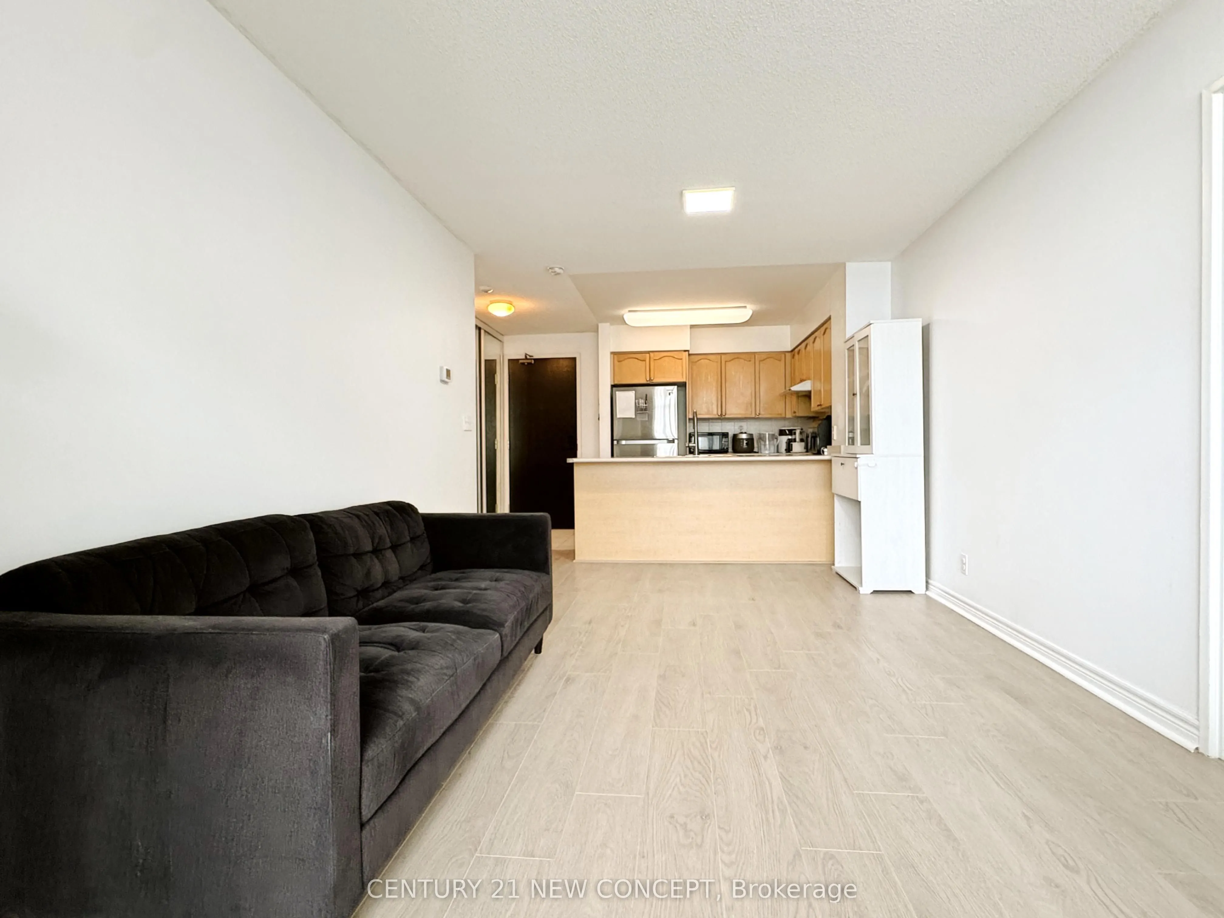 23 Hollywood Avenue, #2803