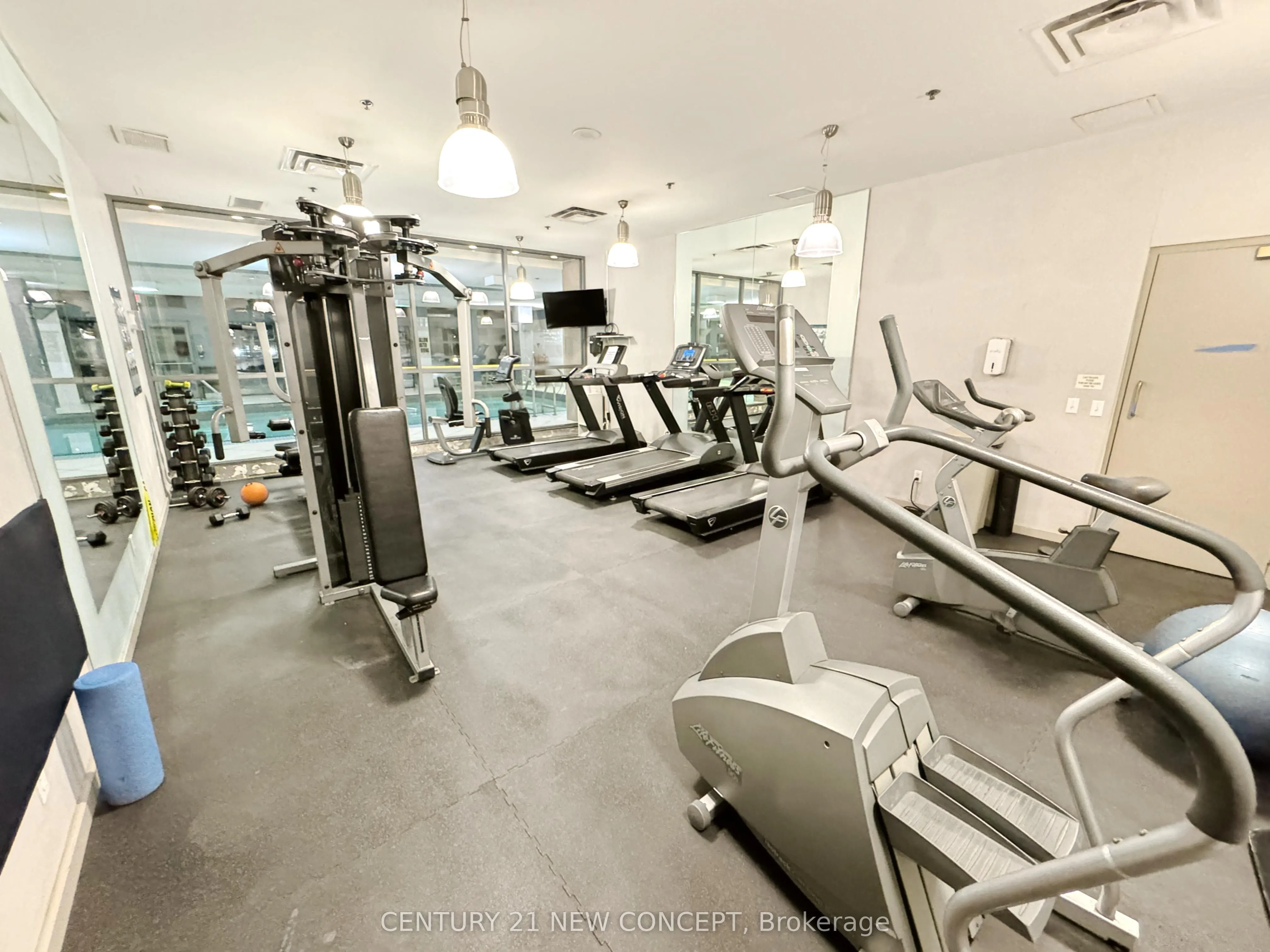 23 Hollywood Avenue, #2803
