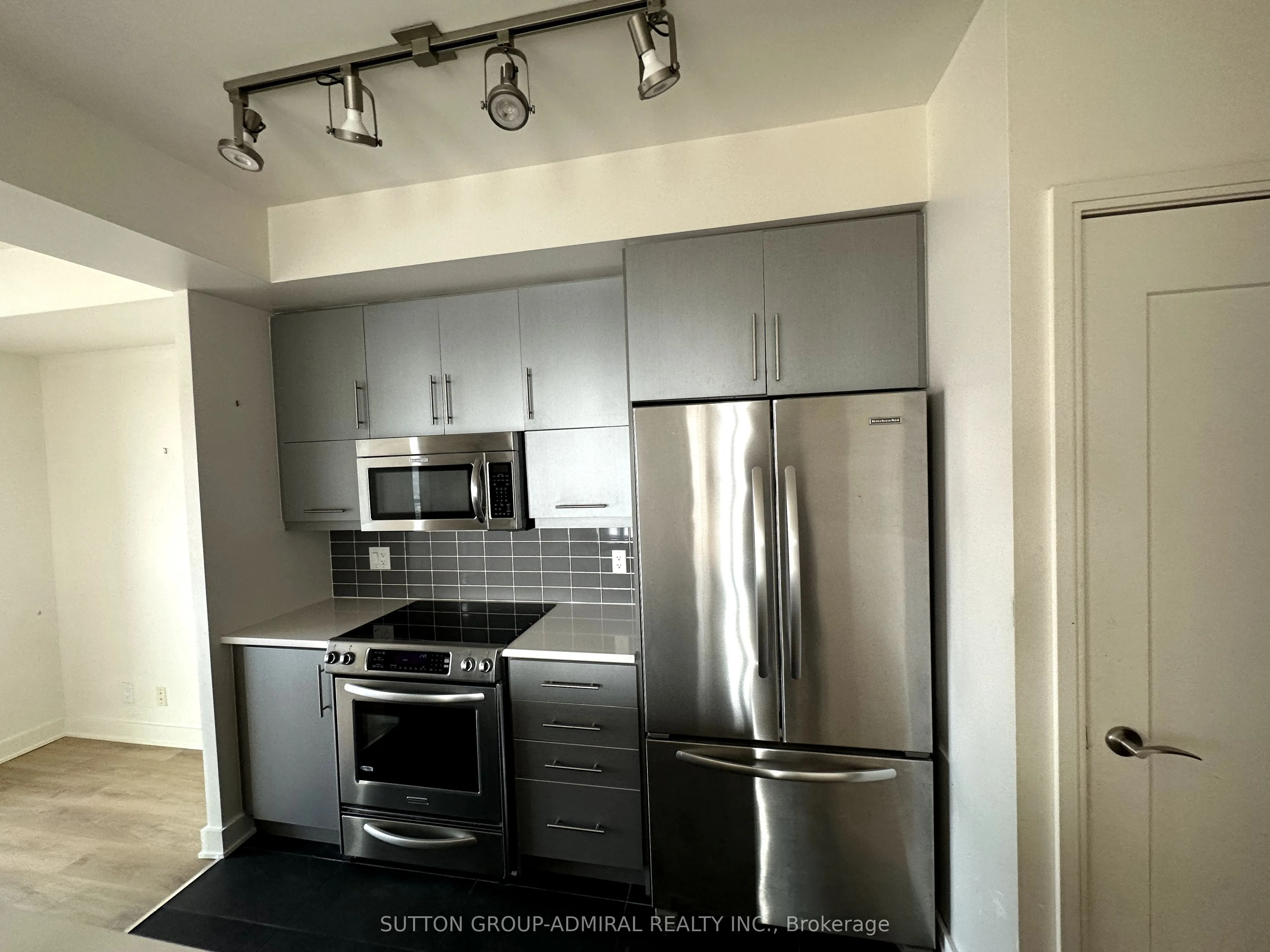 825 Church Street, #3202