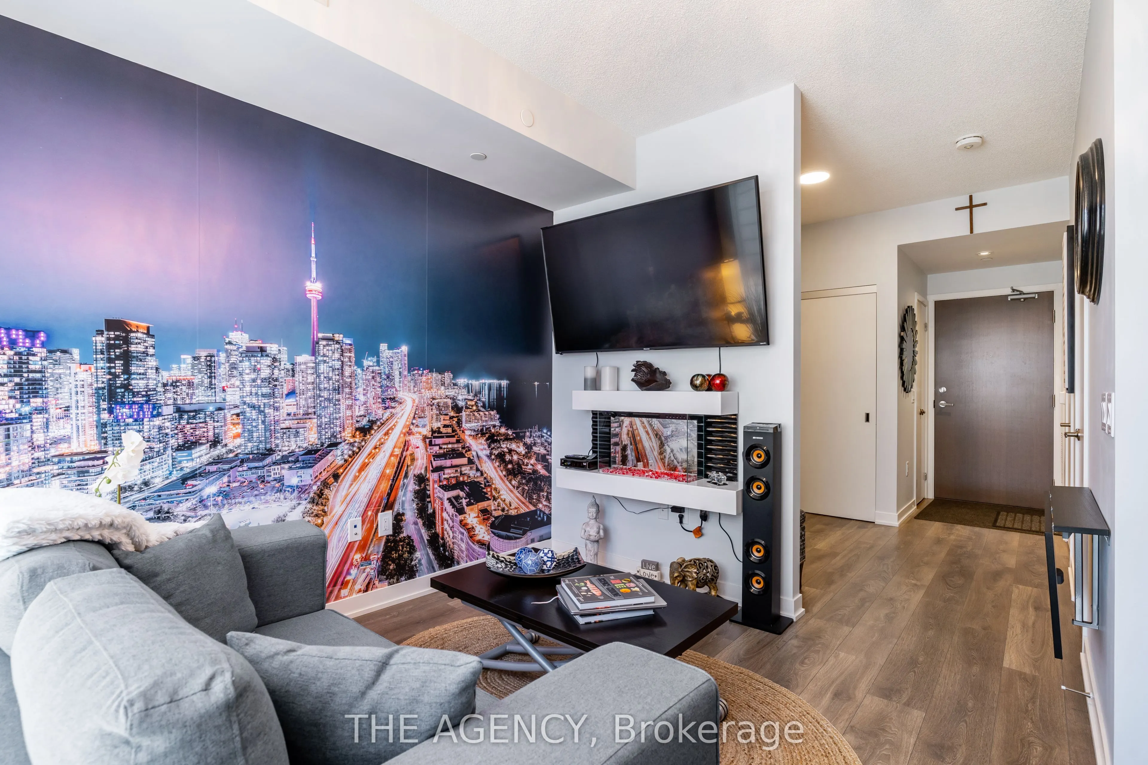 20 Richardson Street, #606